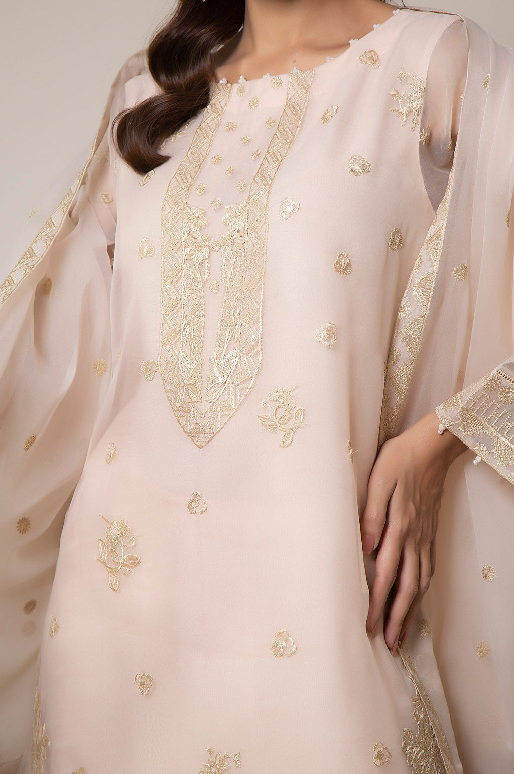 EMBROIDERED SUIT