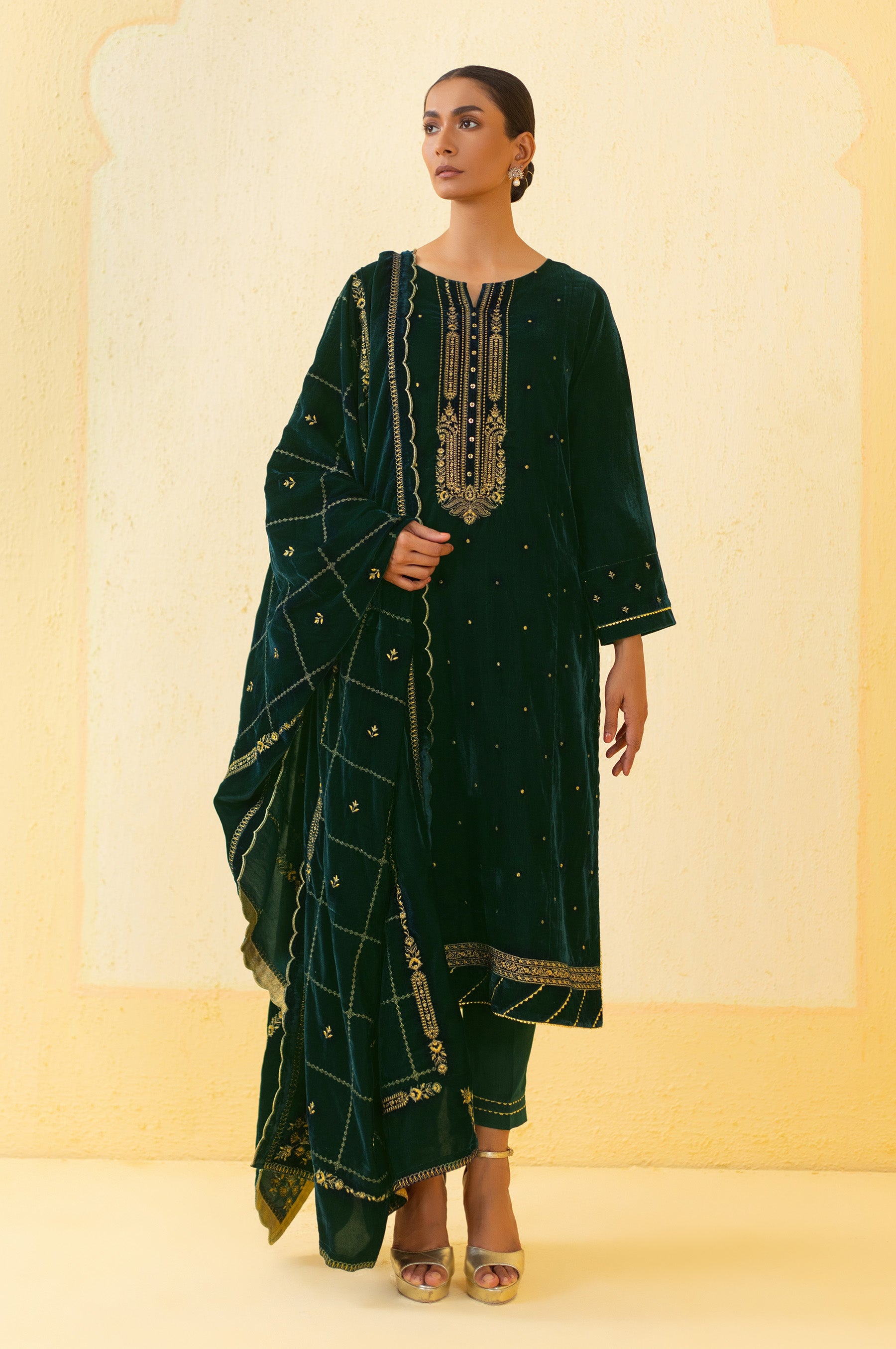 Azure Pret Embroidered Velvet 3 Piece Suit Celestial Silver