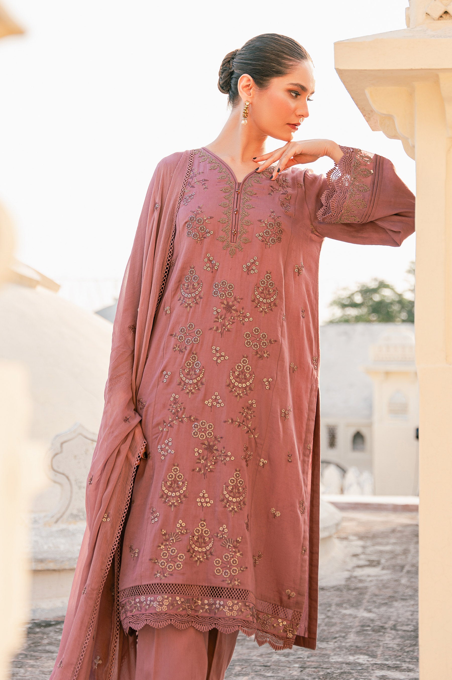 UNSTITCHED PRINTED SUIT