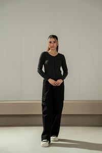 RIBBED KNITTED BUTTON DOWN TOP