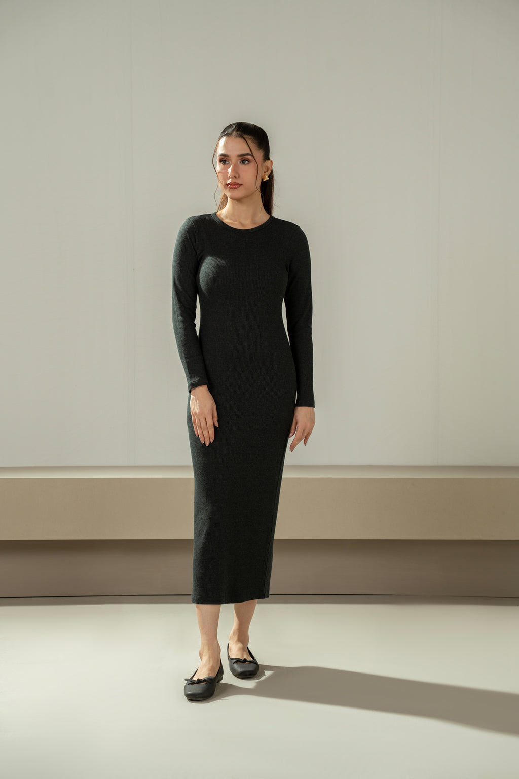 RIBBED KNITTED DRESS