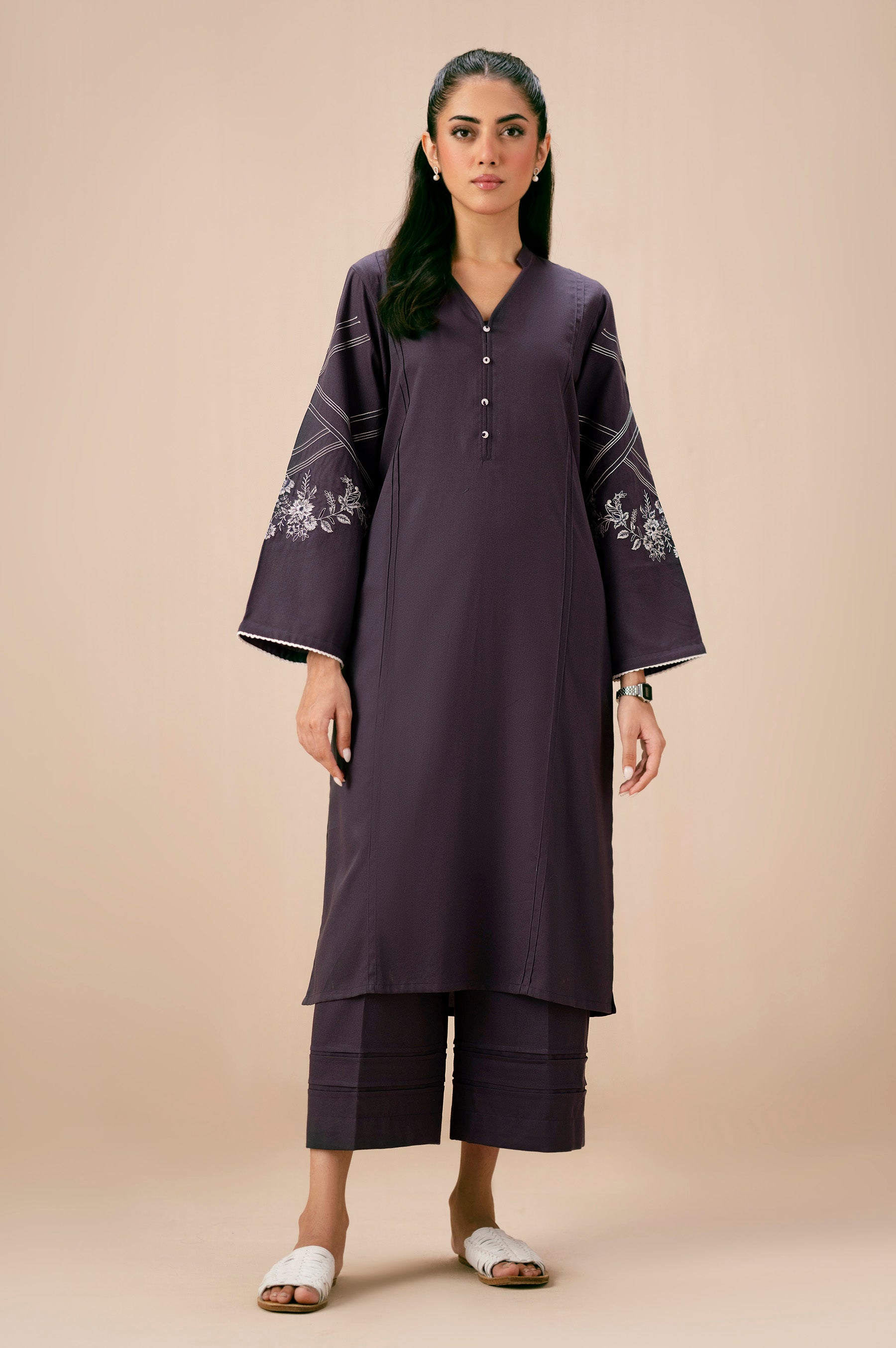 EMBROIDERED SUIT