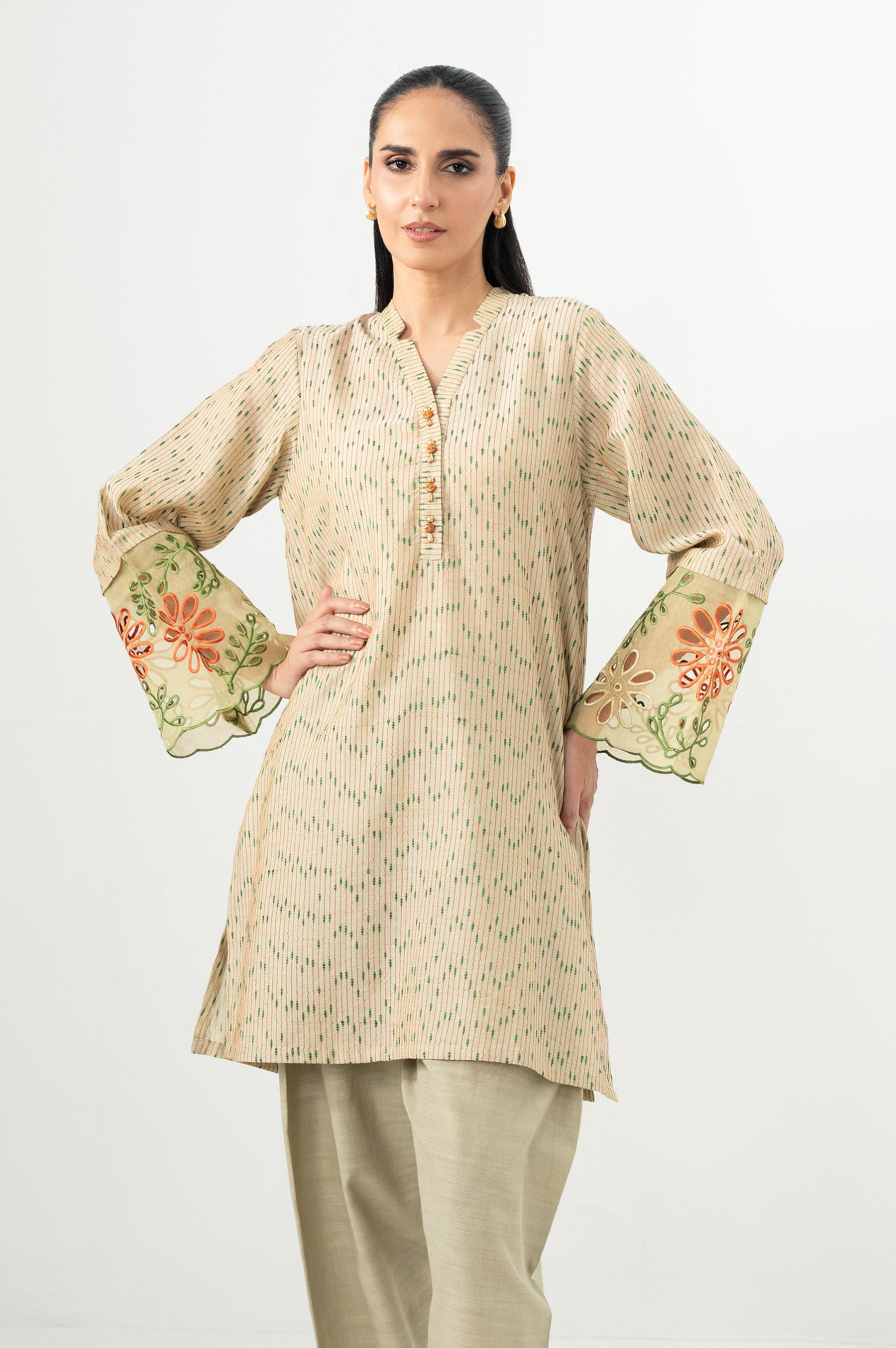 STITCHED EMBROIDERED SHIRT BOTTOM