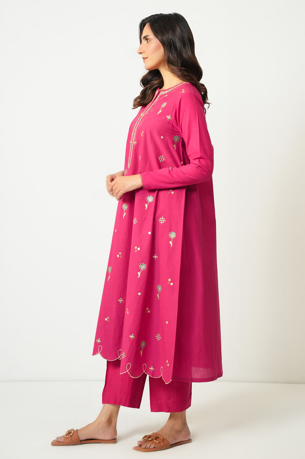 EMBROIDERED SUIT