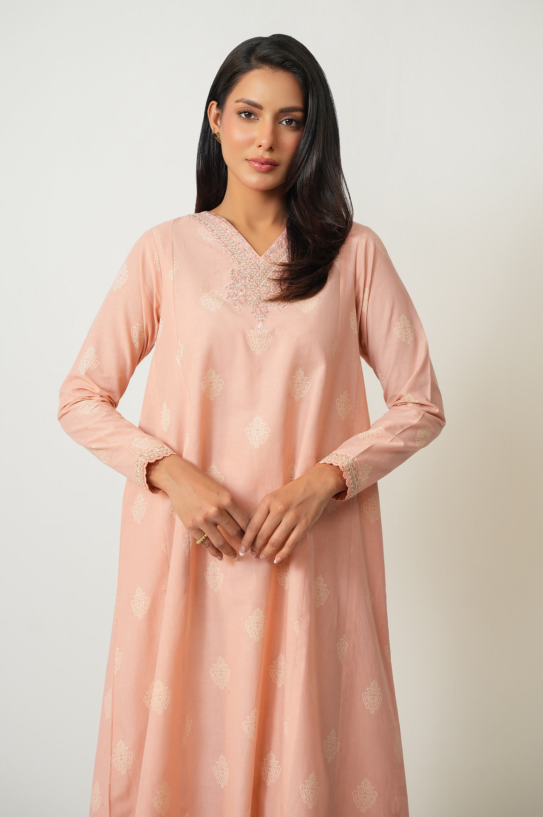 STITCHED EMBROIDERED CAMBRIC SHIRT BOTTOM