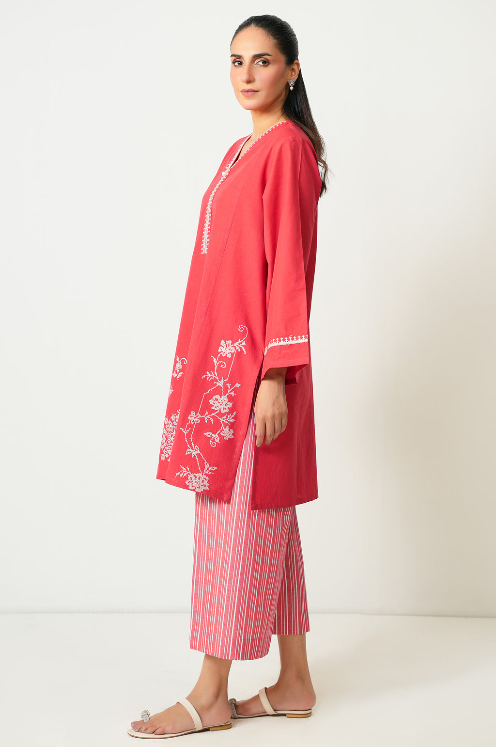 EMBROIDERED SUIT