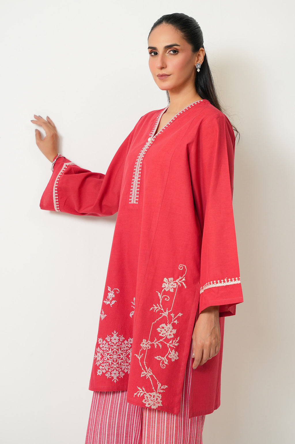 EMBROIDERED SUIT