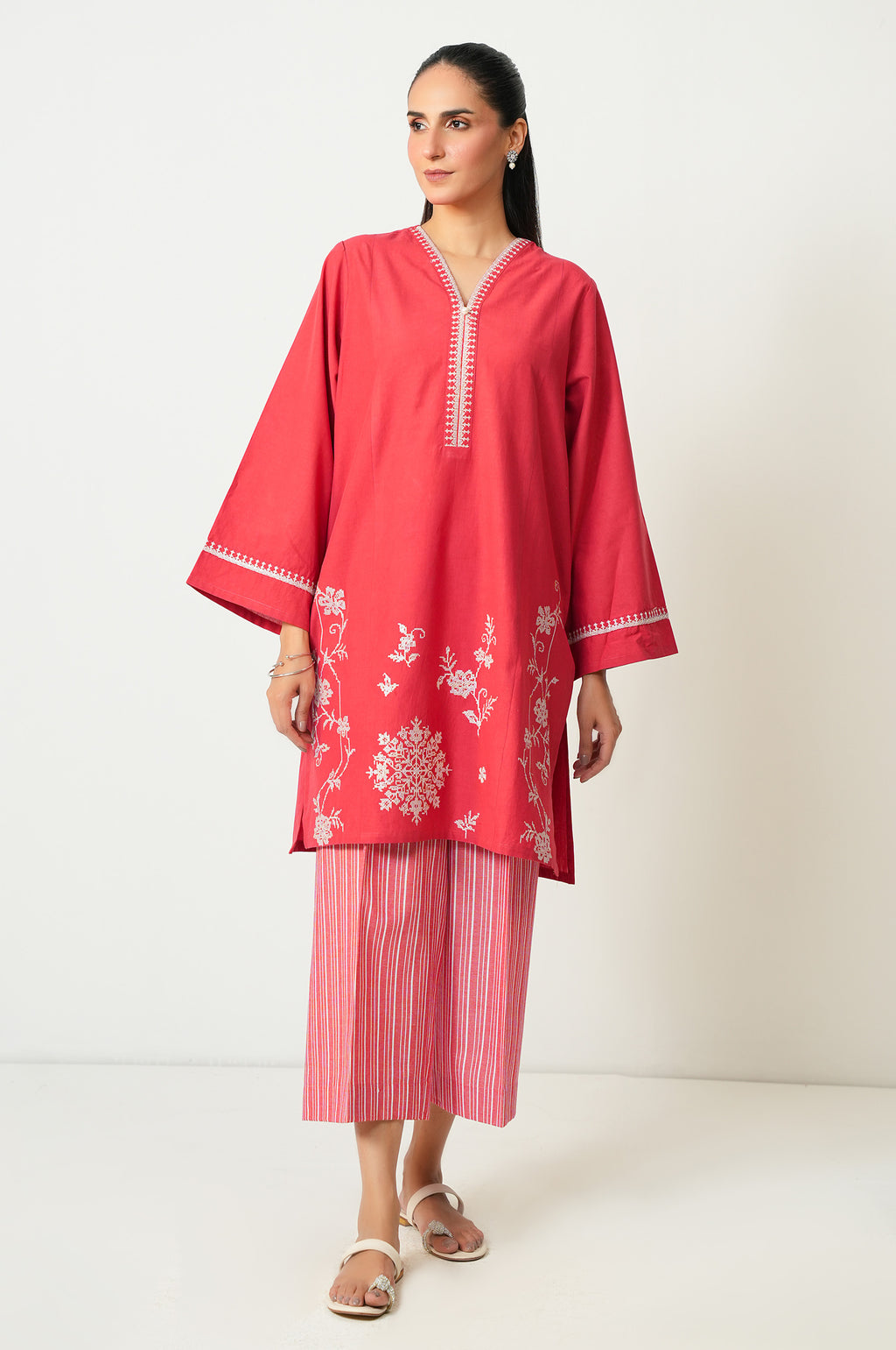 EMBROIDERED SUIT