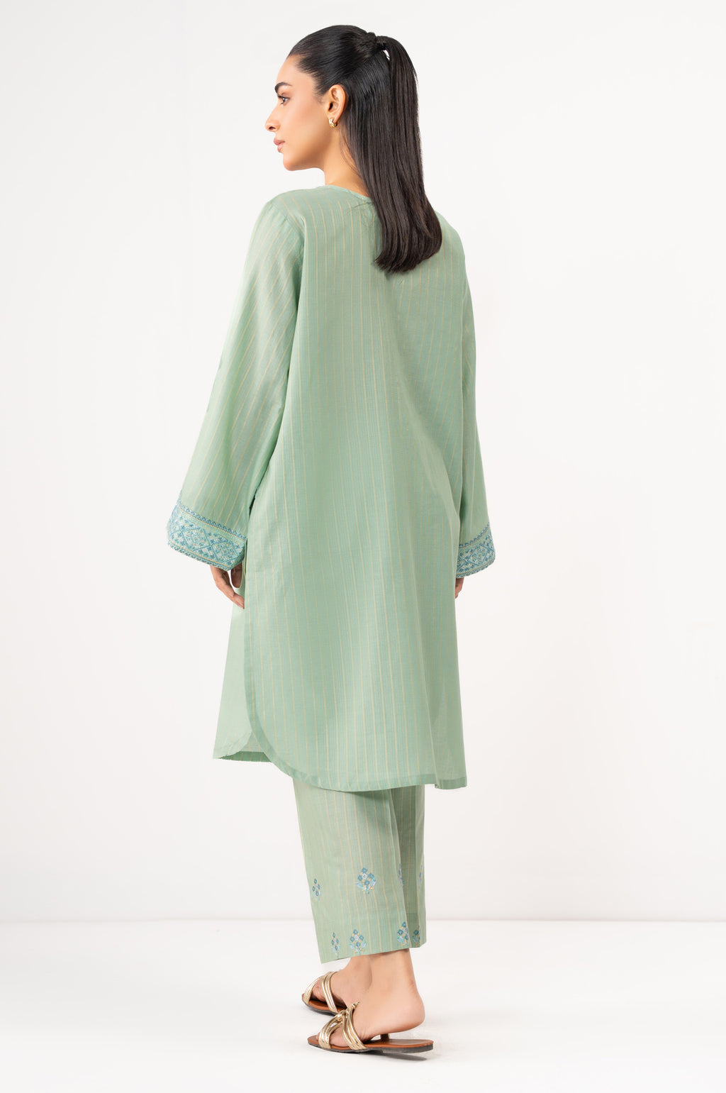 EMBROIDERED SUIT