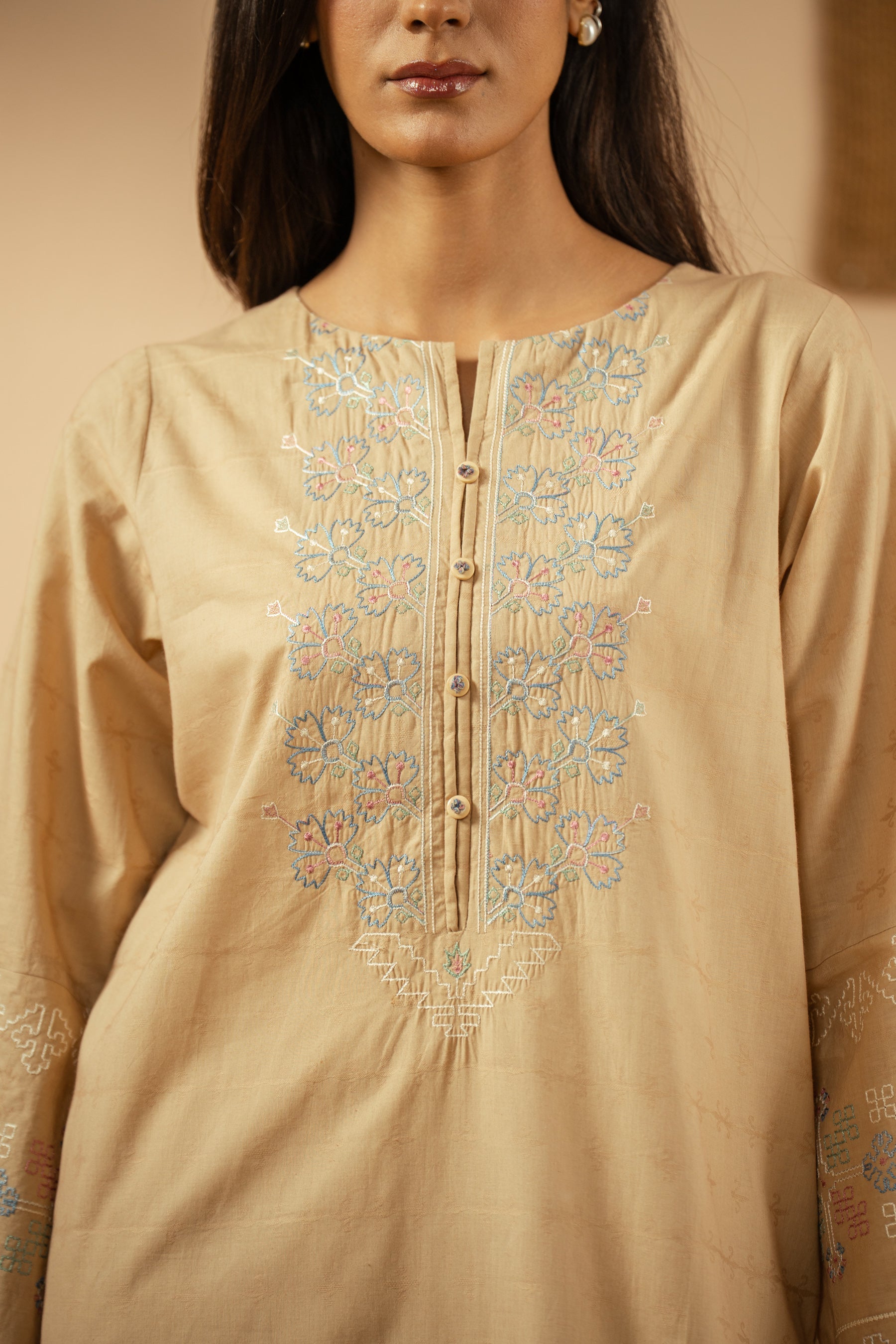 EMBROIDERED JACQUARD STITCHED 2 PIECE SUIT (FACTORY E-OUTLET)