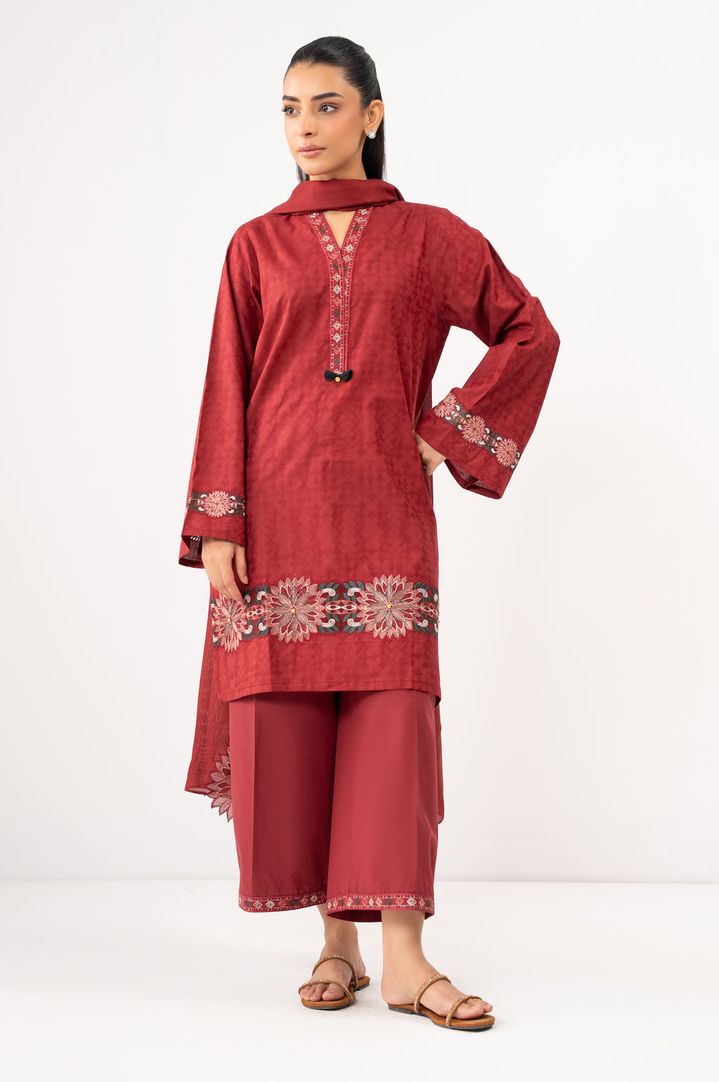 EMBROIDERED SUIT