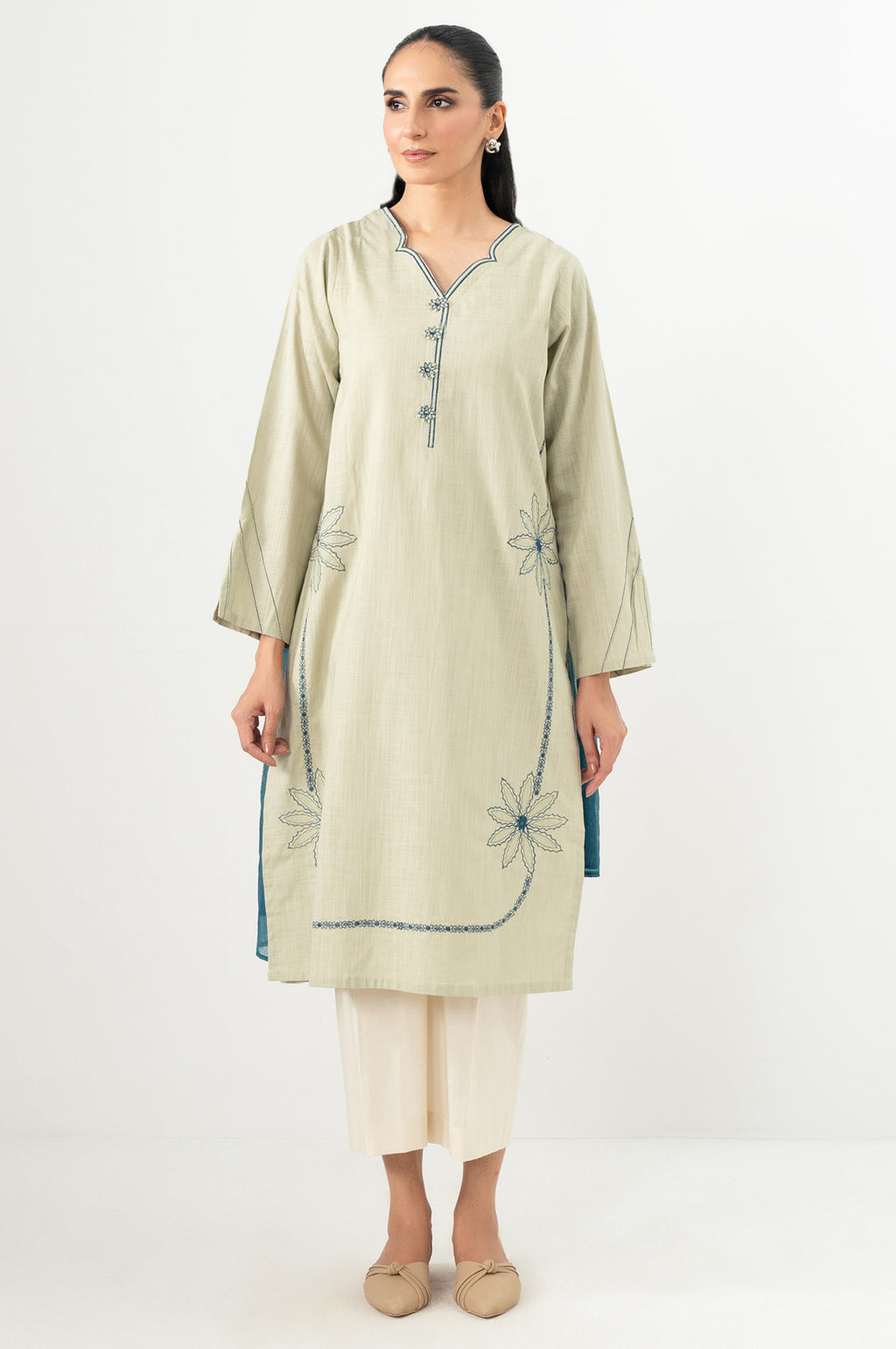 EMBROIDERED SHIRT