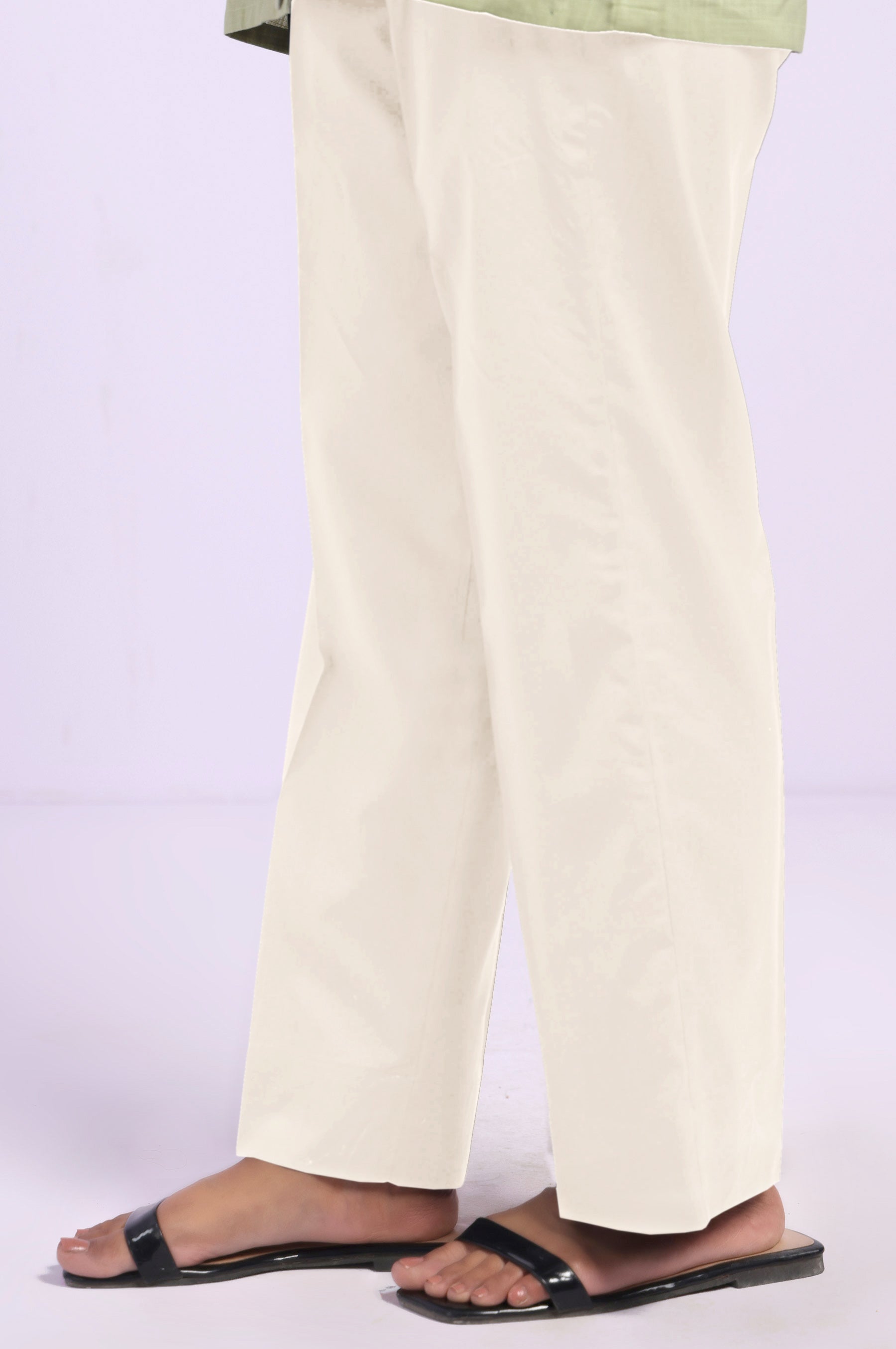 Solid Straight Pants Relax Fit - Off White