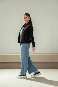 TRUCKER DENIM JACKET