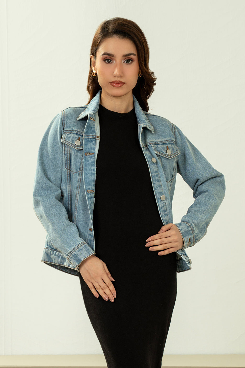 TRUCKER DENIM JACKET