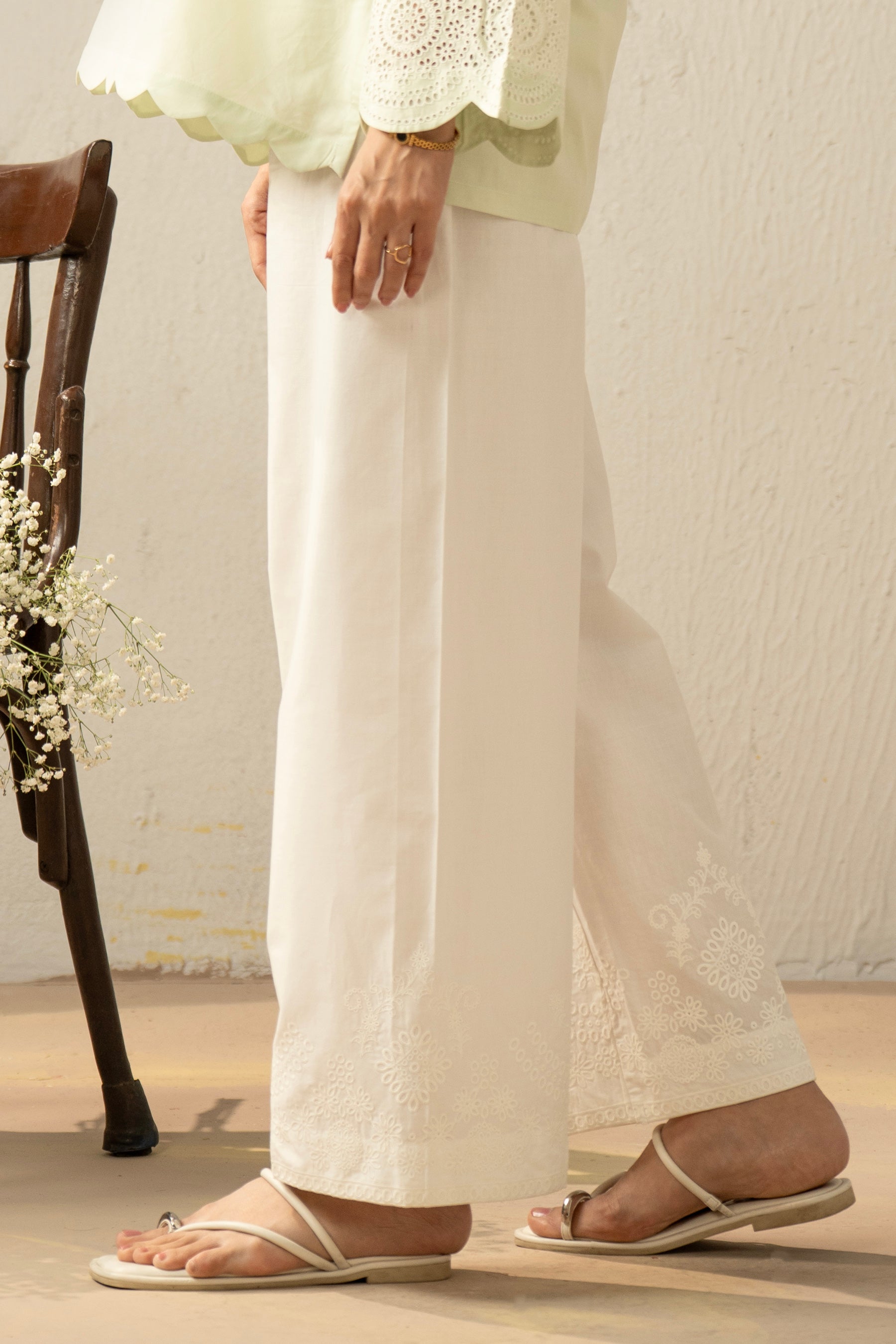 CHIKANKARI CAMBRIC CULOTTES (FACTORY E-OUTLET)