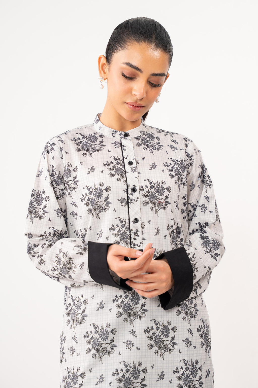 Stitched 2 Piece Printed Cambric Suit