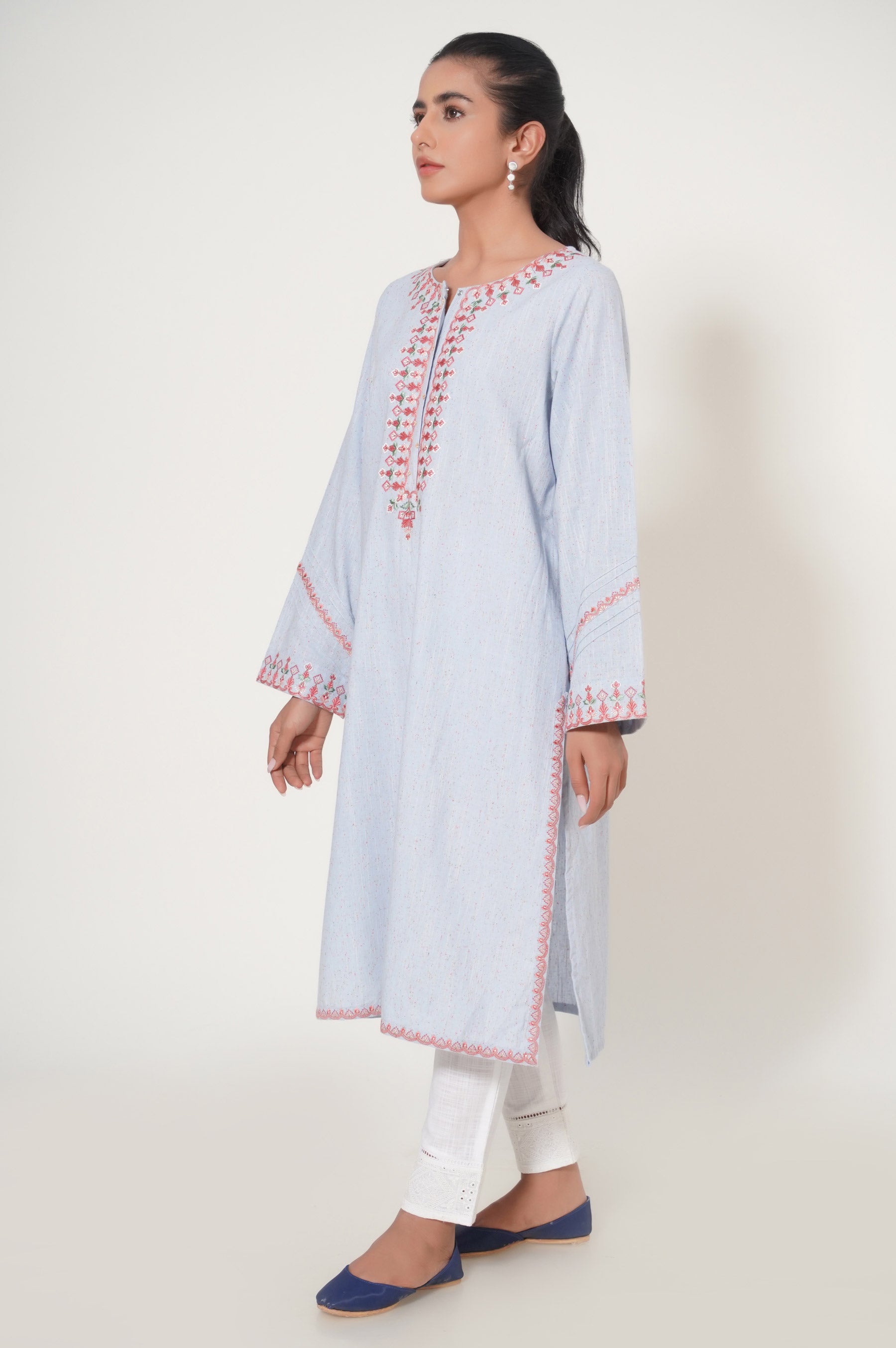 EMBROIDERED SHIRT