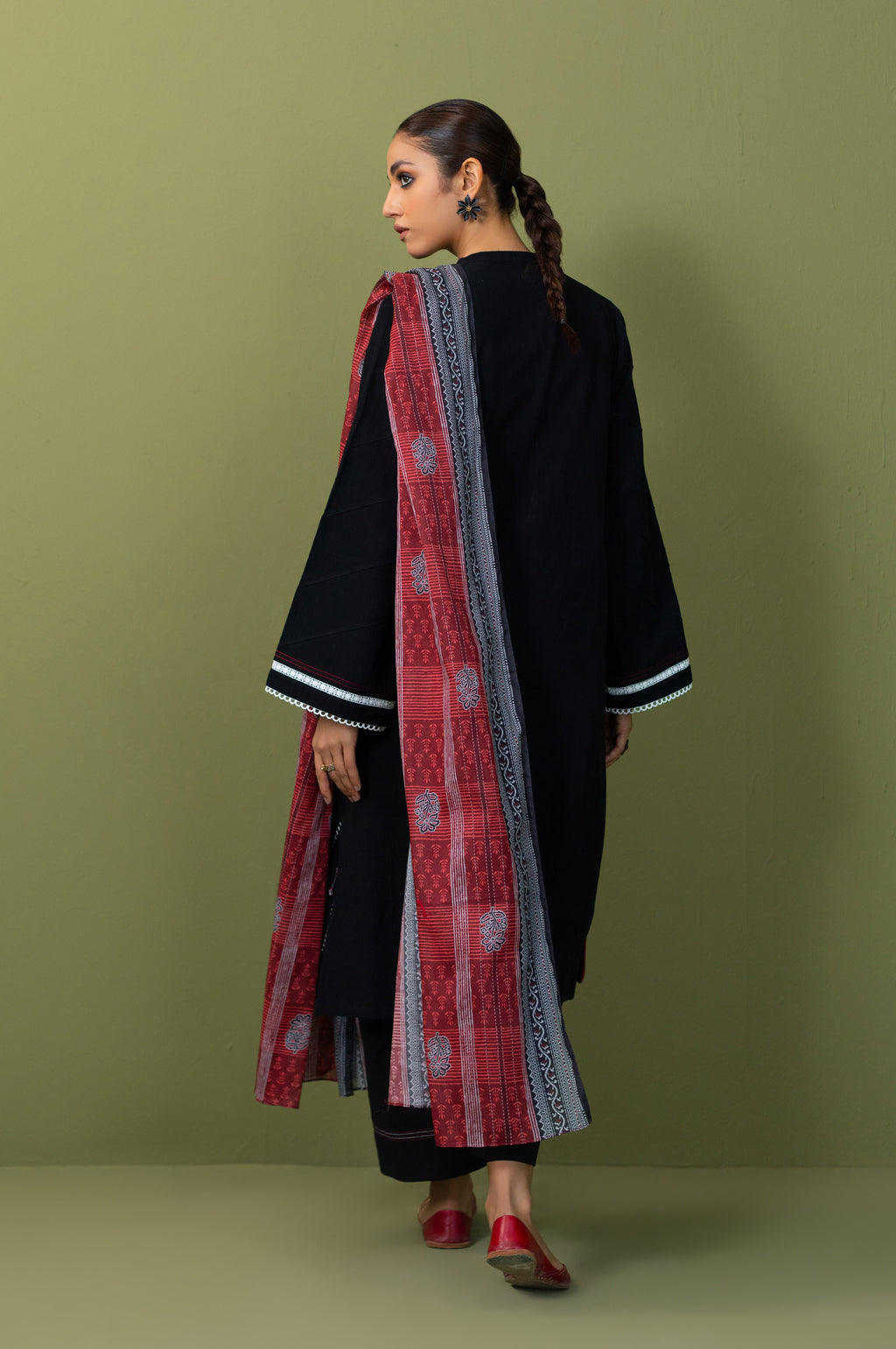 Stitched 2 Piece Dyed Embroidered Khaddar Suit