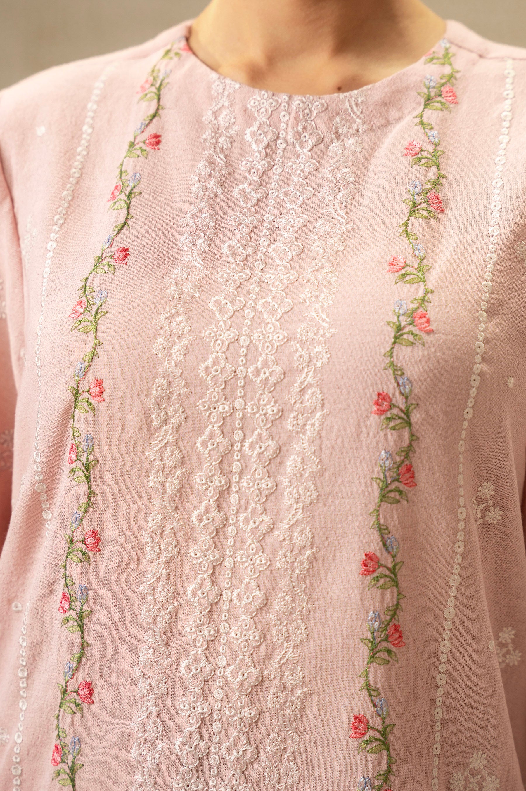 UNSTITCHED DYED EMBROIDERED SUIT