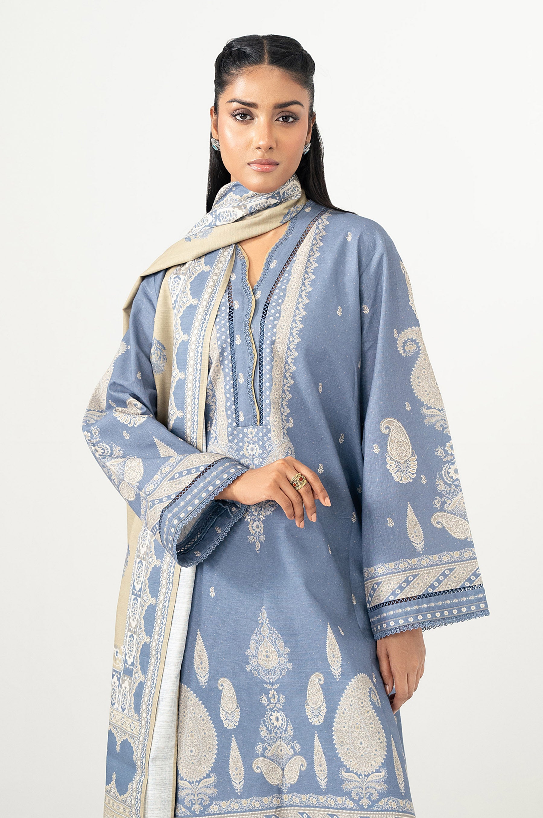 UNSTITCHED 3 PIECE PRINTED SUIT