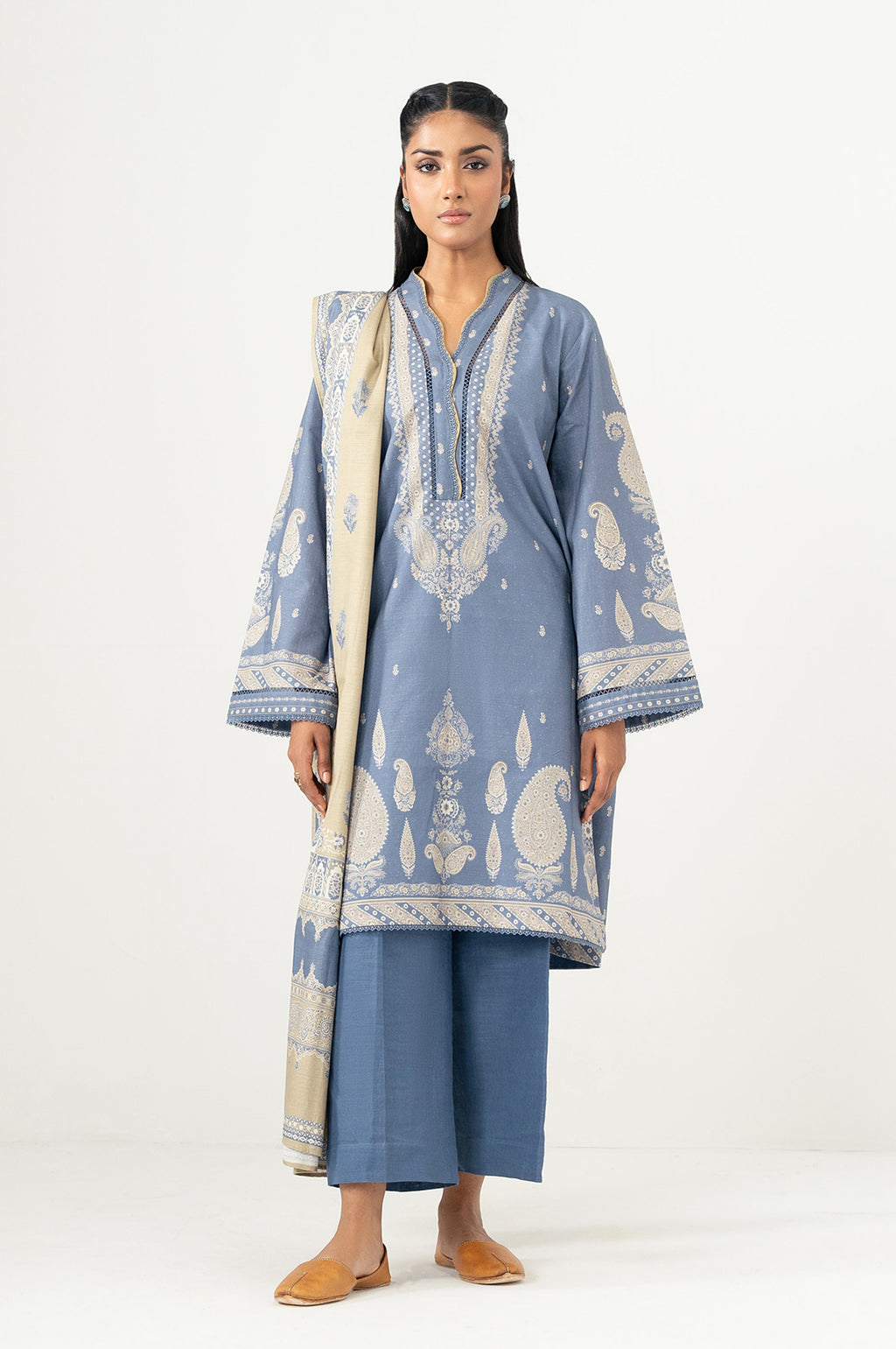 UNSTITCHED PRINTED SUIT