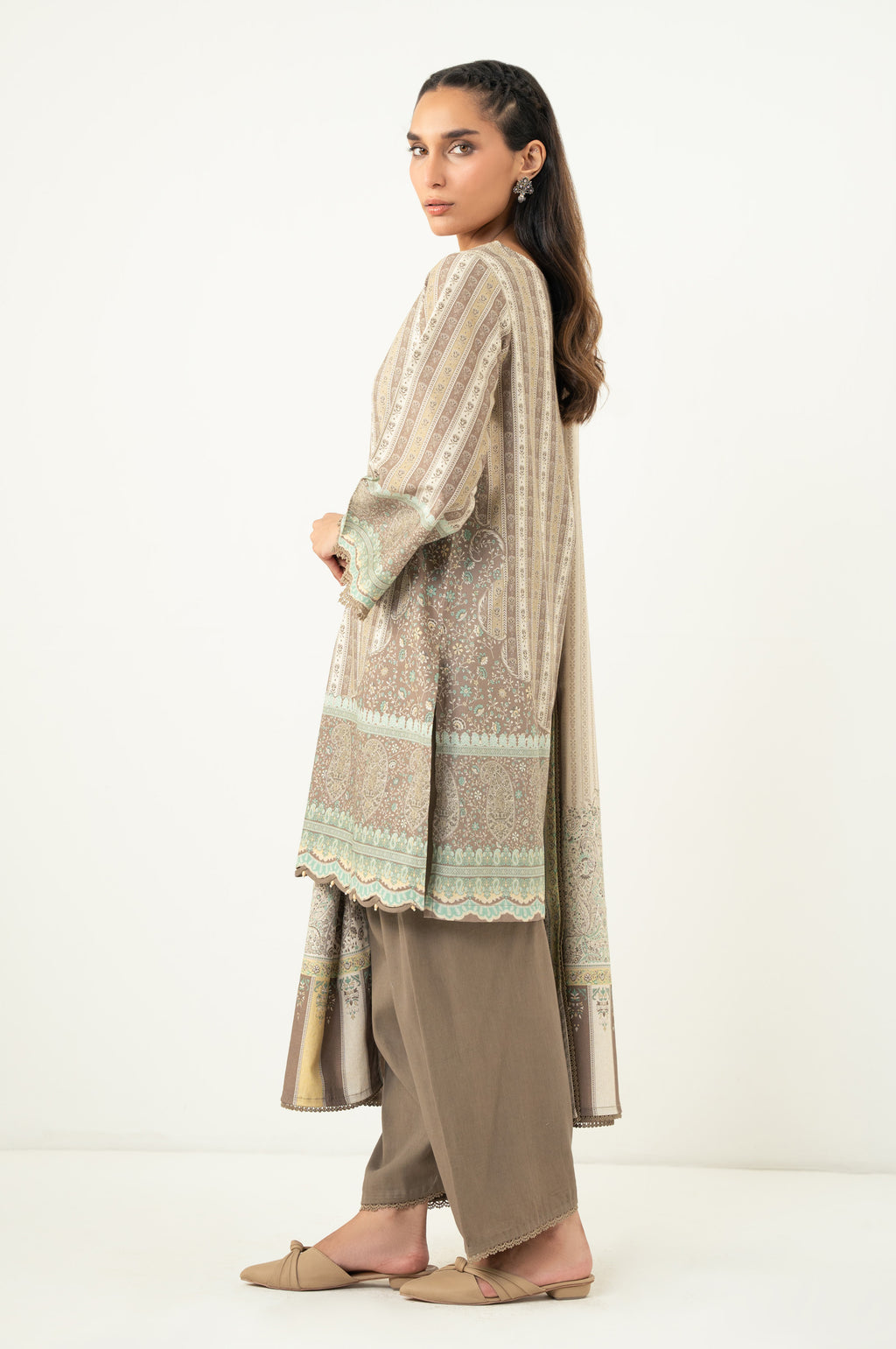 UNSTITCHED PRINTED SUIT