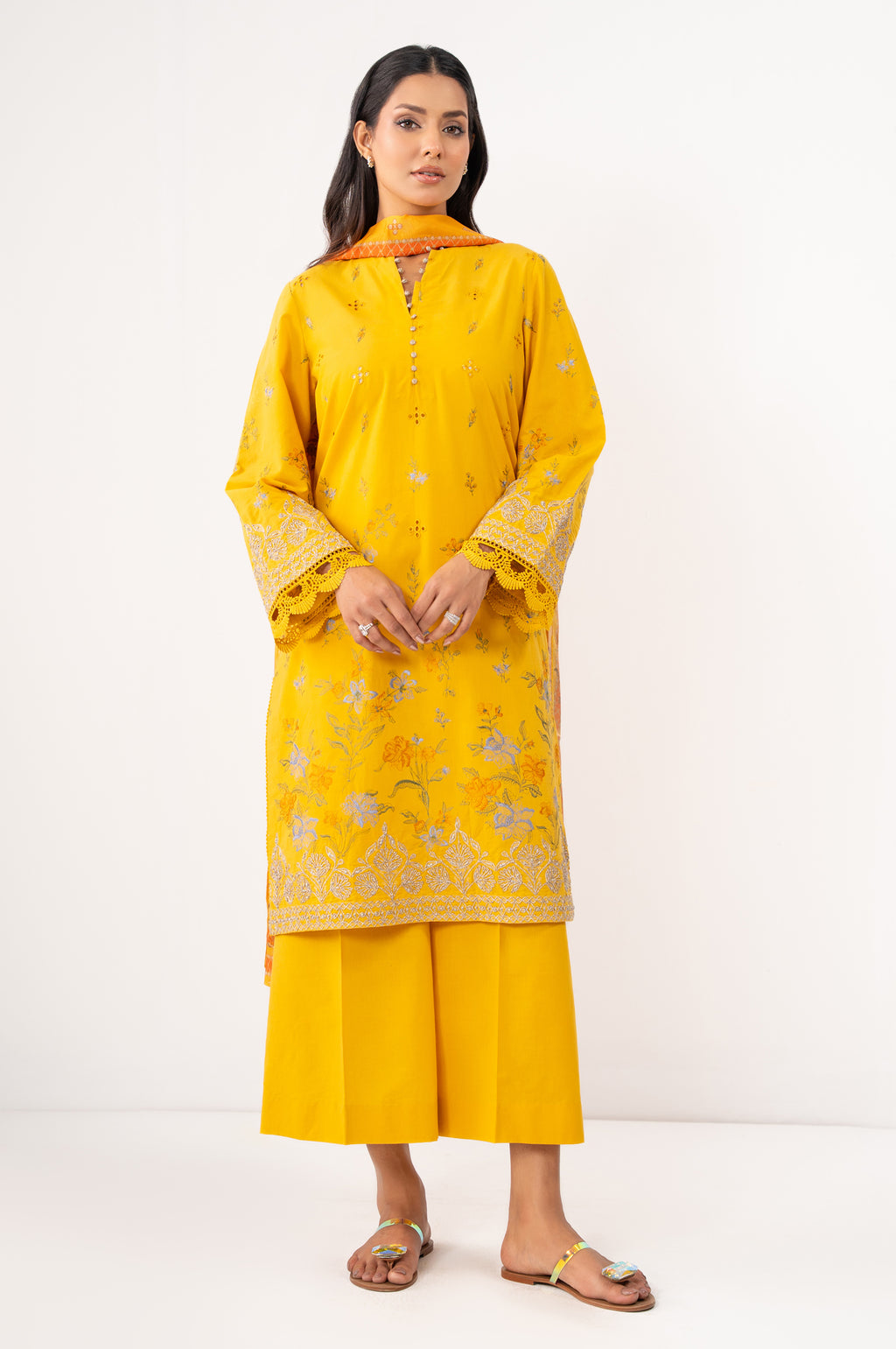 UNSTITCHED EMBROIDERED SUIT