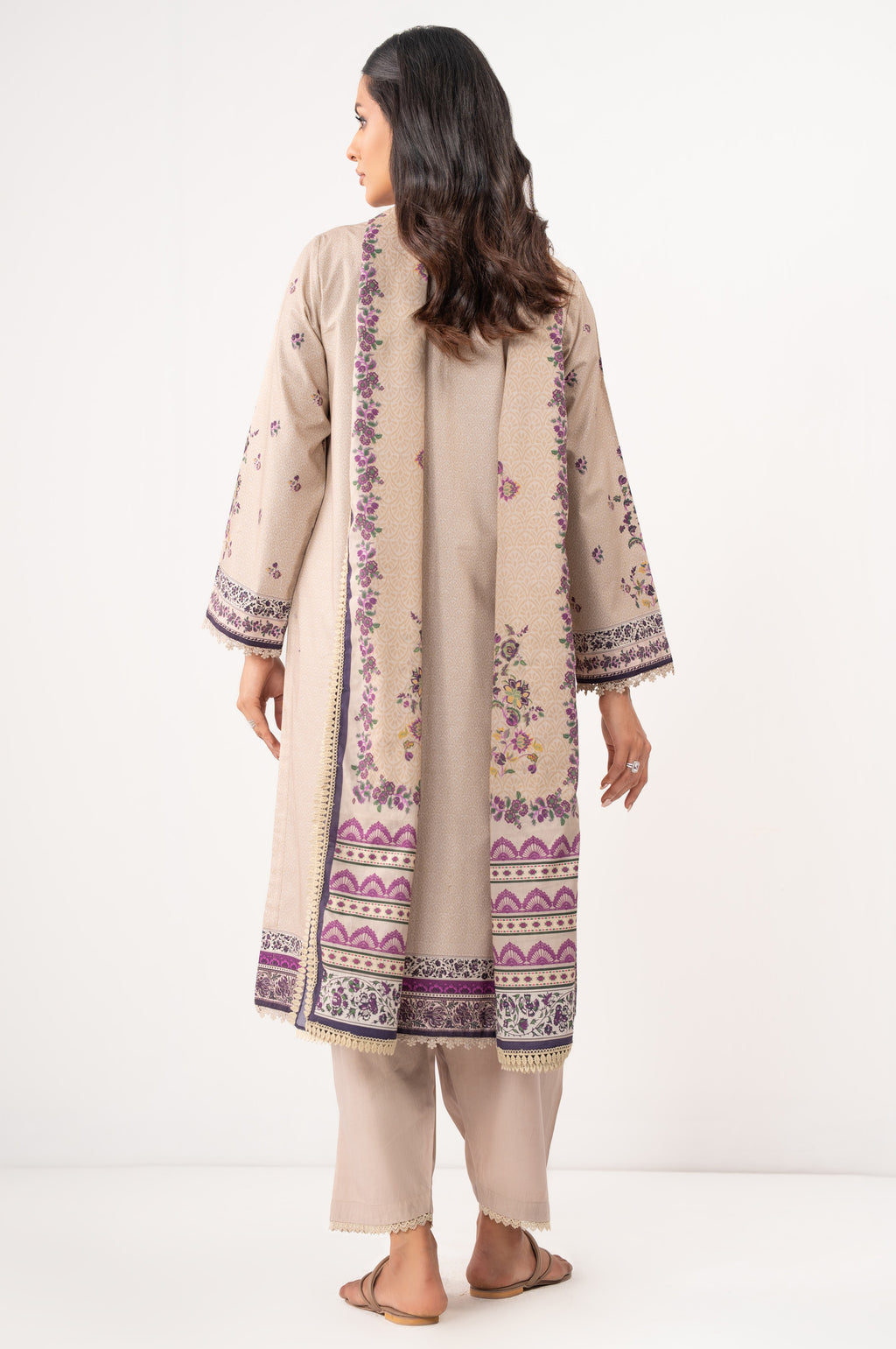 UNSTITCHED EMBROIDERED SUIT