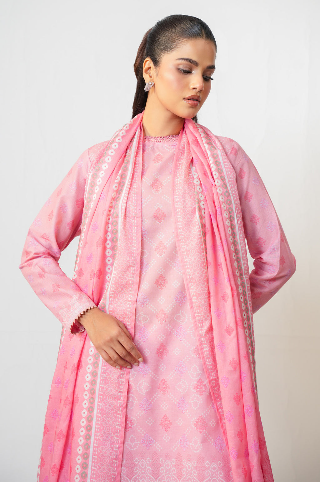 UNSTITCHED PRINTED SUIT