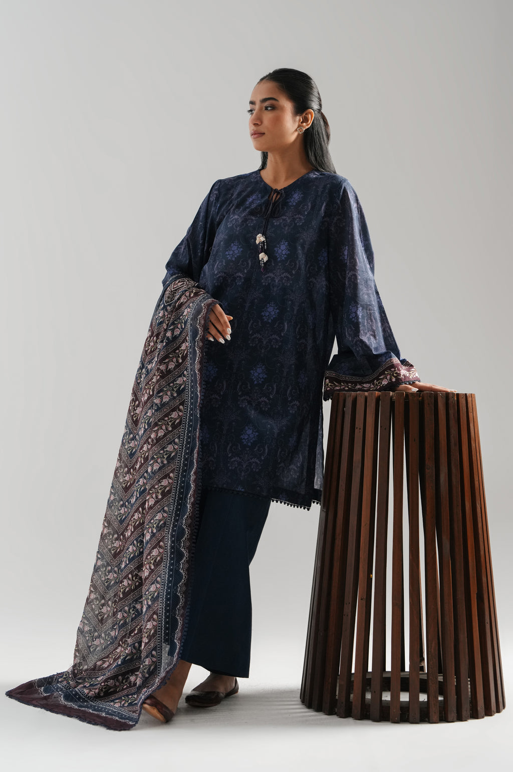 UNSTITCHED PRINTED SUIT