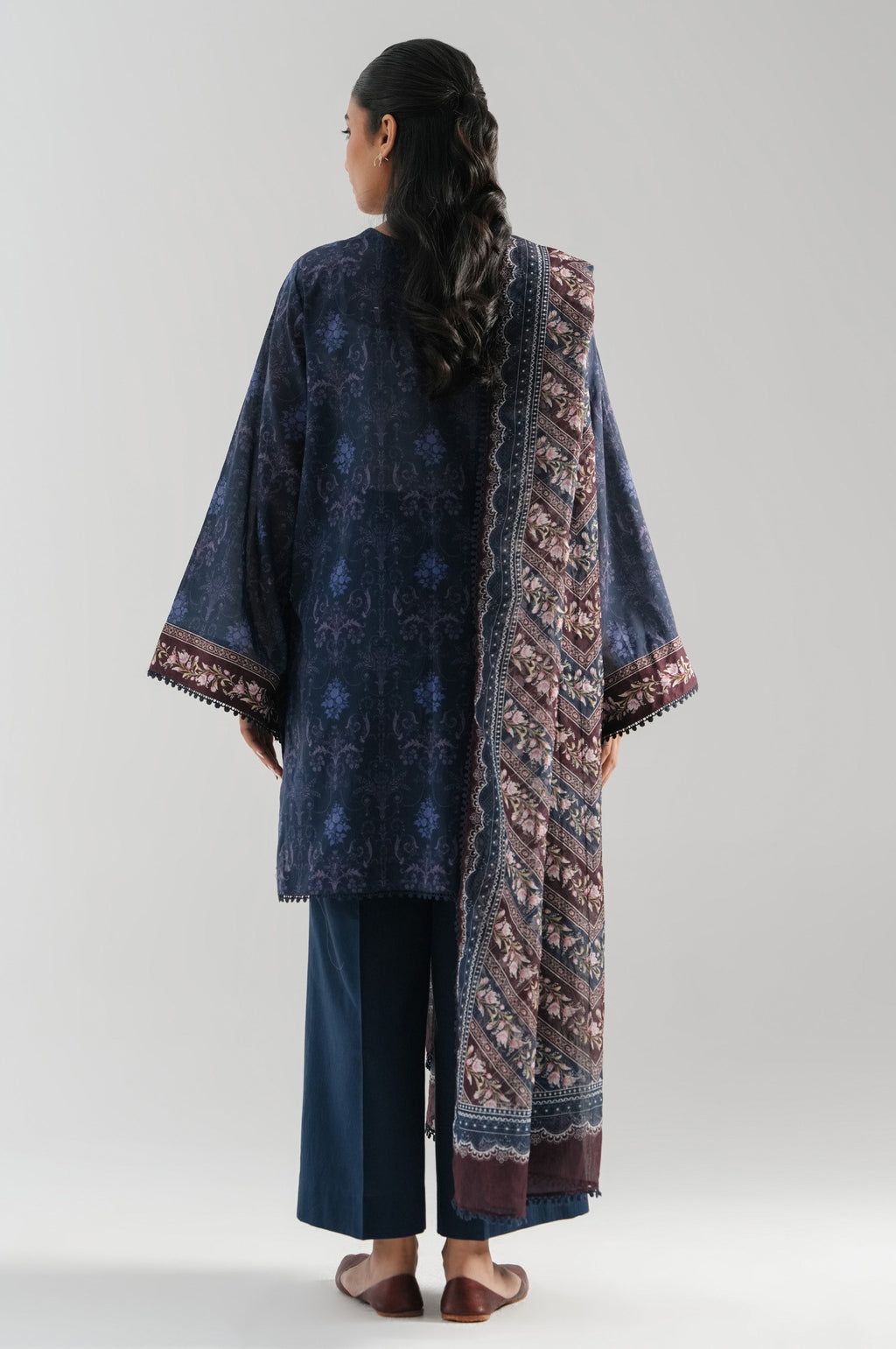 UNSTITCHED PRINTED SUIT