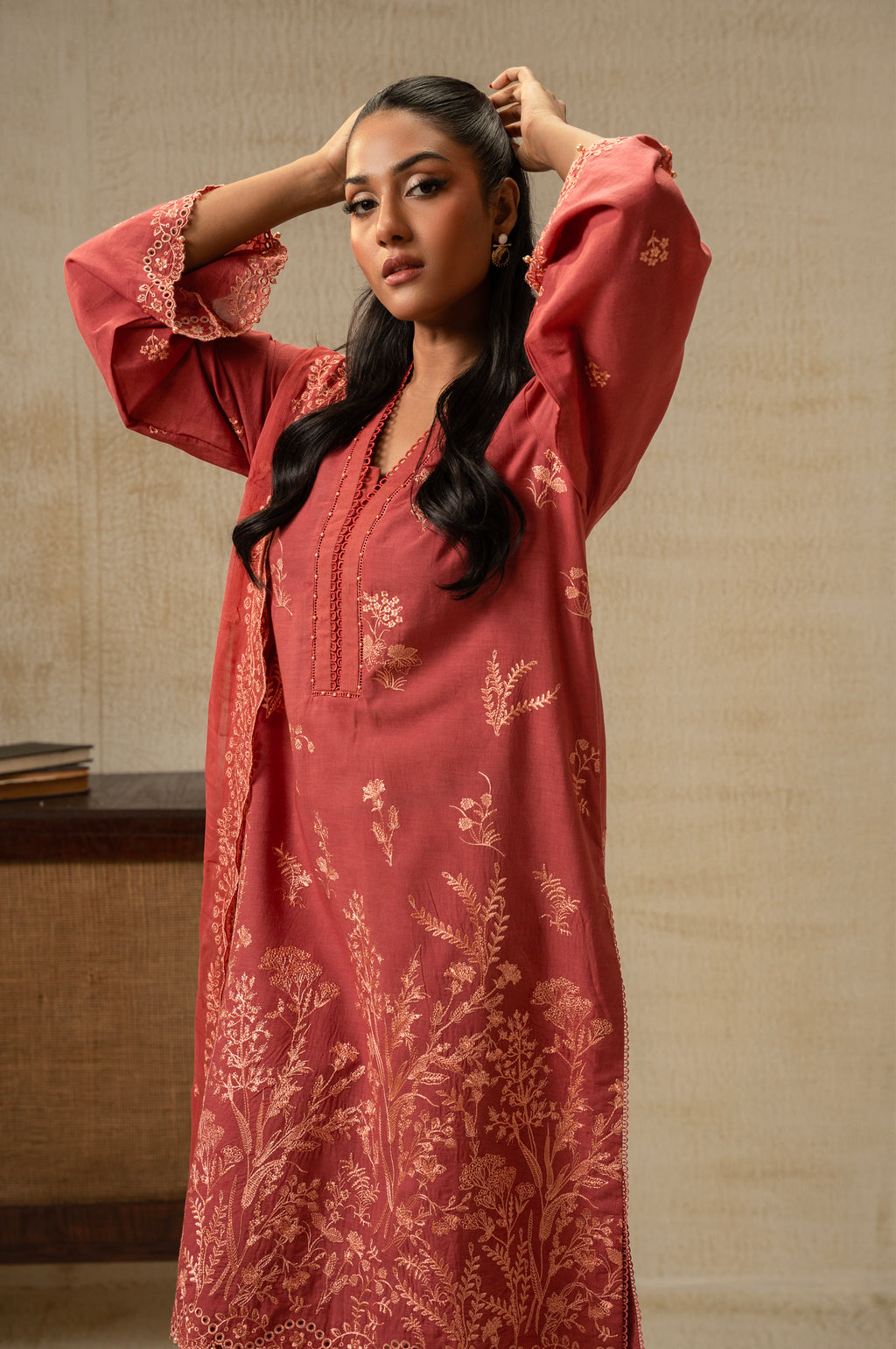 UNSTITCHED DYED EMBROIDERED SUIT