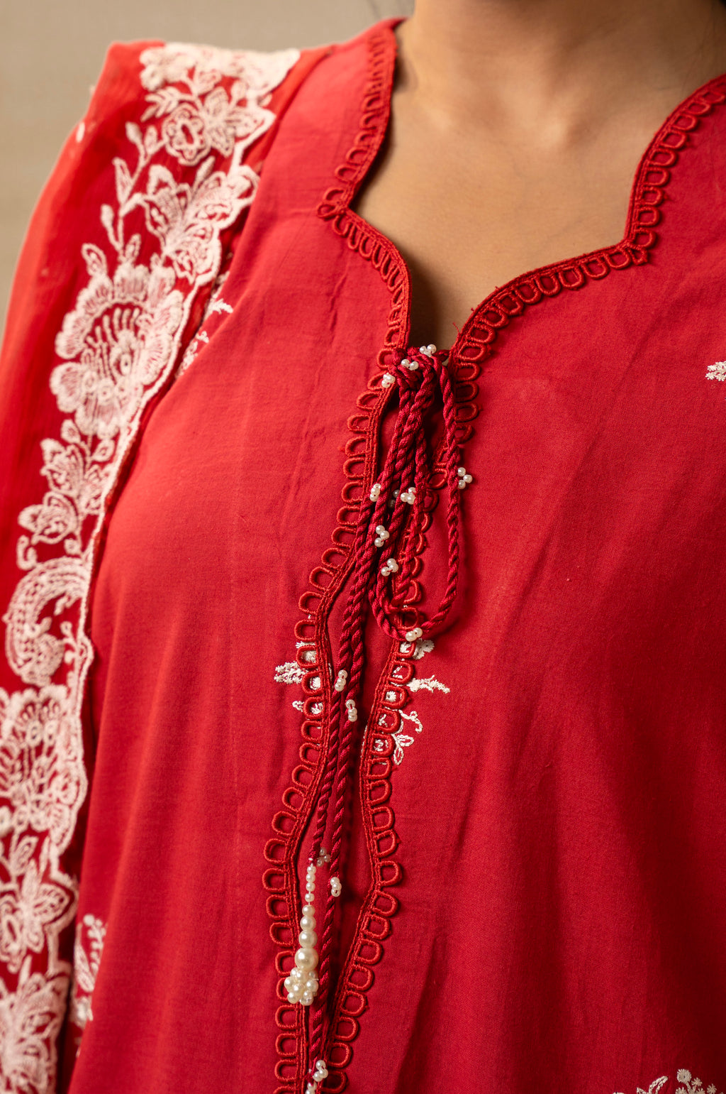 UNSTITCHED DYED EMBROIDERED SUIT