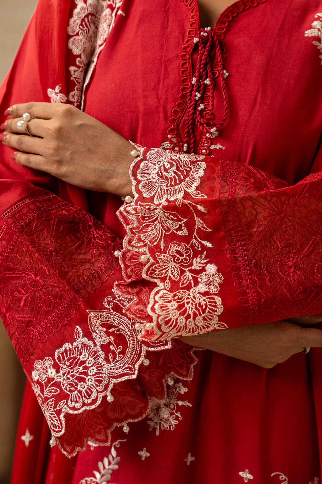 UNSTITCHED DYED EMBROIDERED SUIT