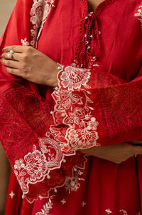 UNSTITCHED DYED EMBROIDERED SUIT