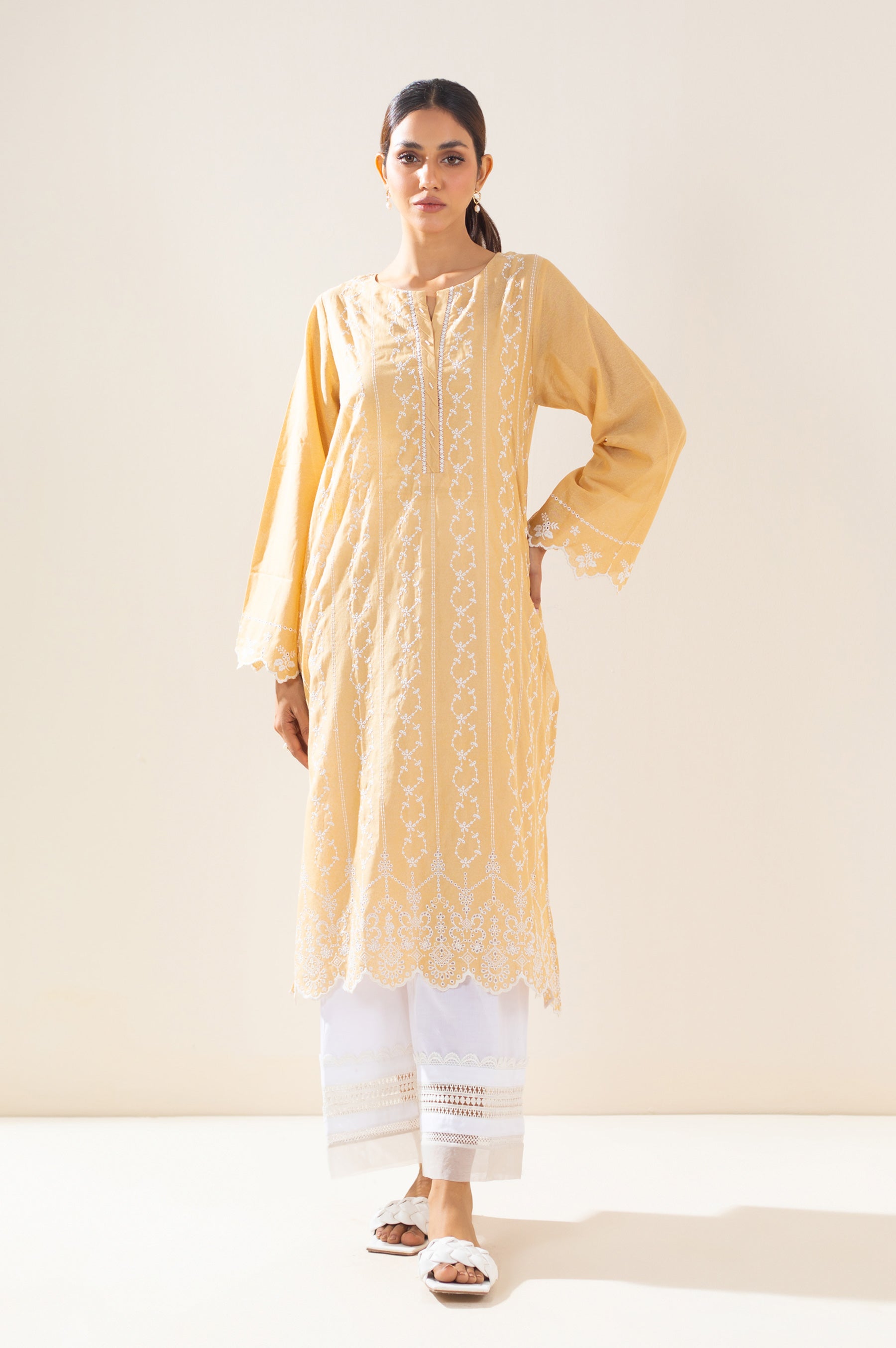 EMBROIDERED SHIRT
