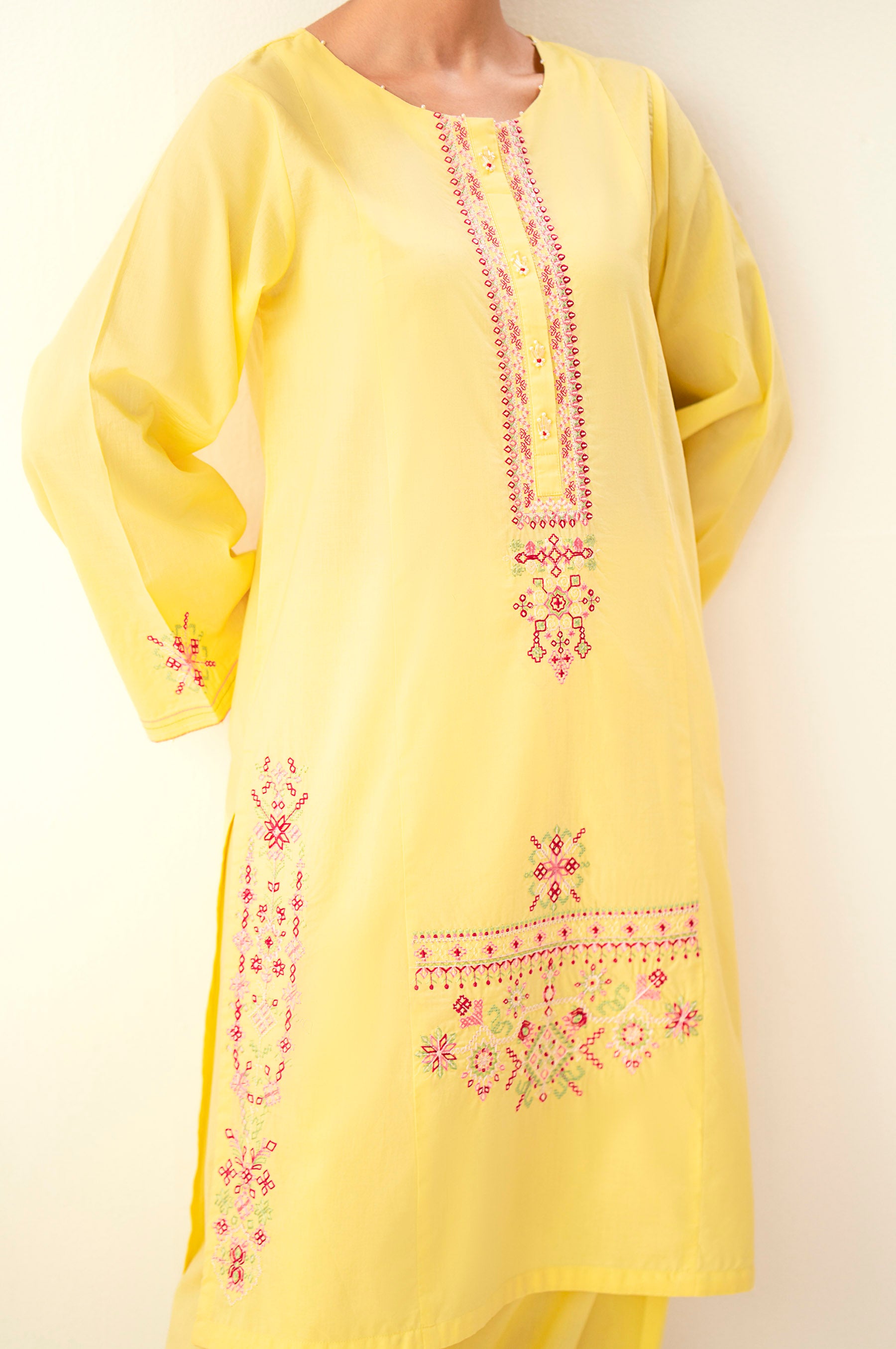 EMBROIDERED SUIT