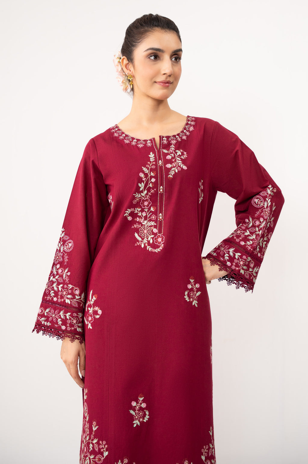 EMBROIDERED SUIT