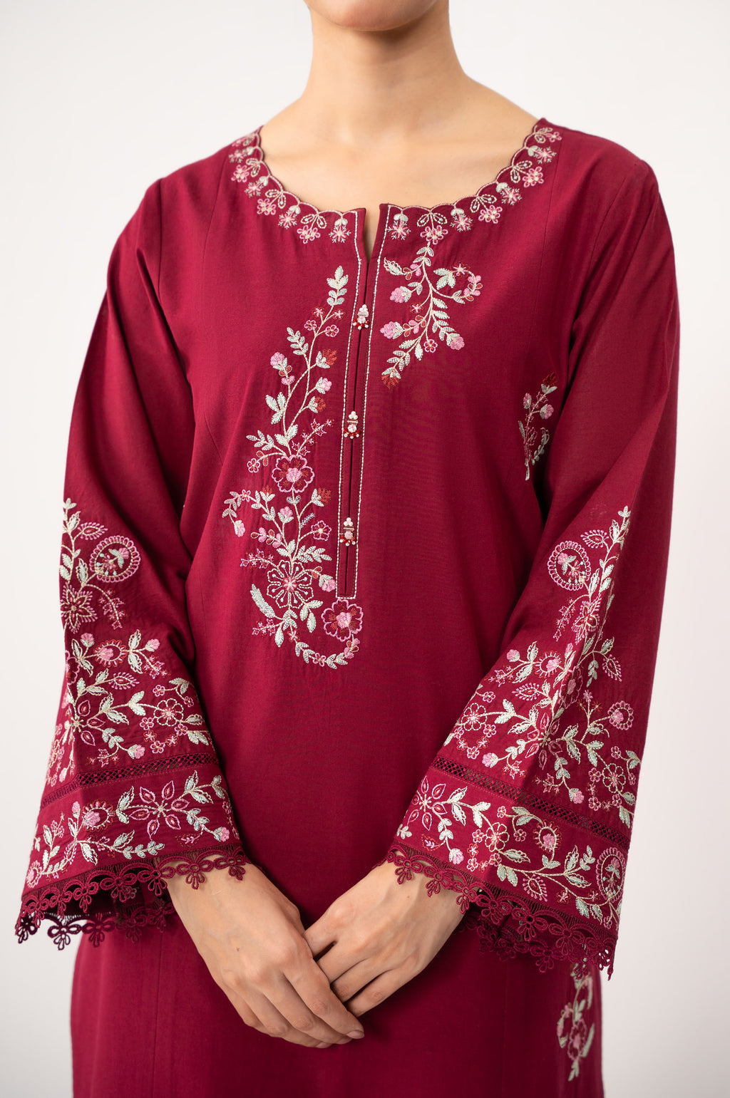 EMBROIDERED SUIT