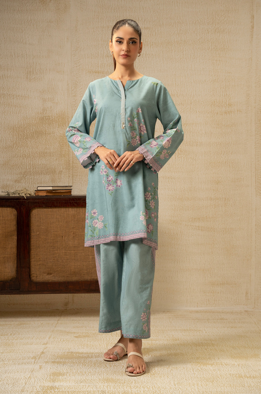 STITCHED PRINTED SUIT