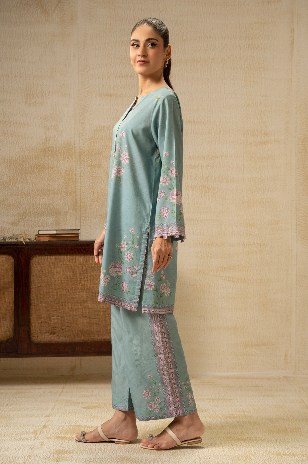 STITCHED PRINTED SUIT