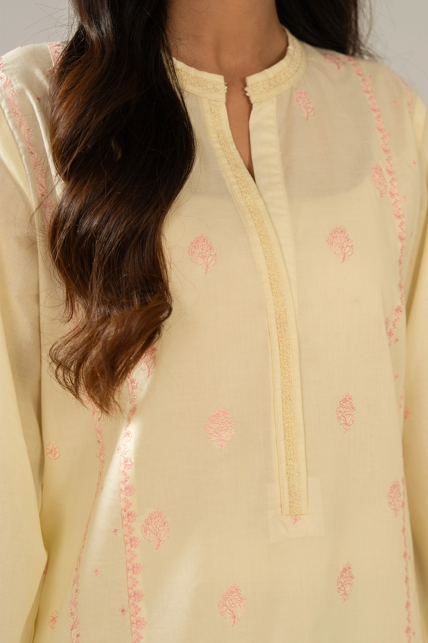 EMBROIDERED CAMBRIC STITCHED SHIRT BOTTOM SUIT