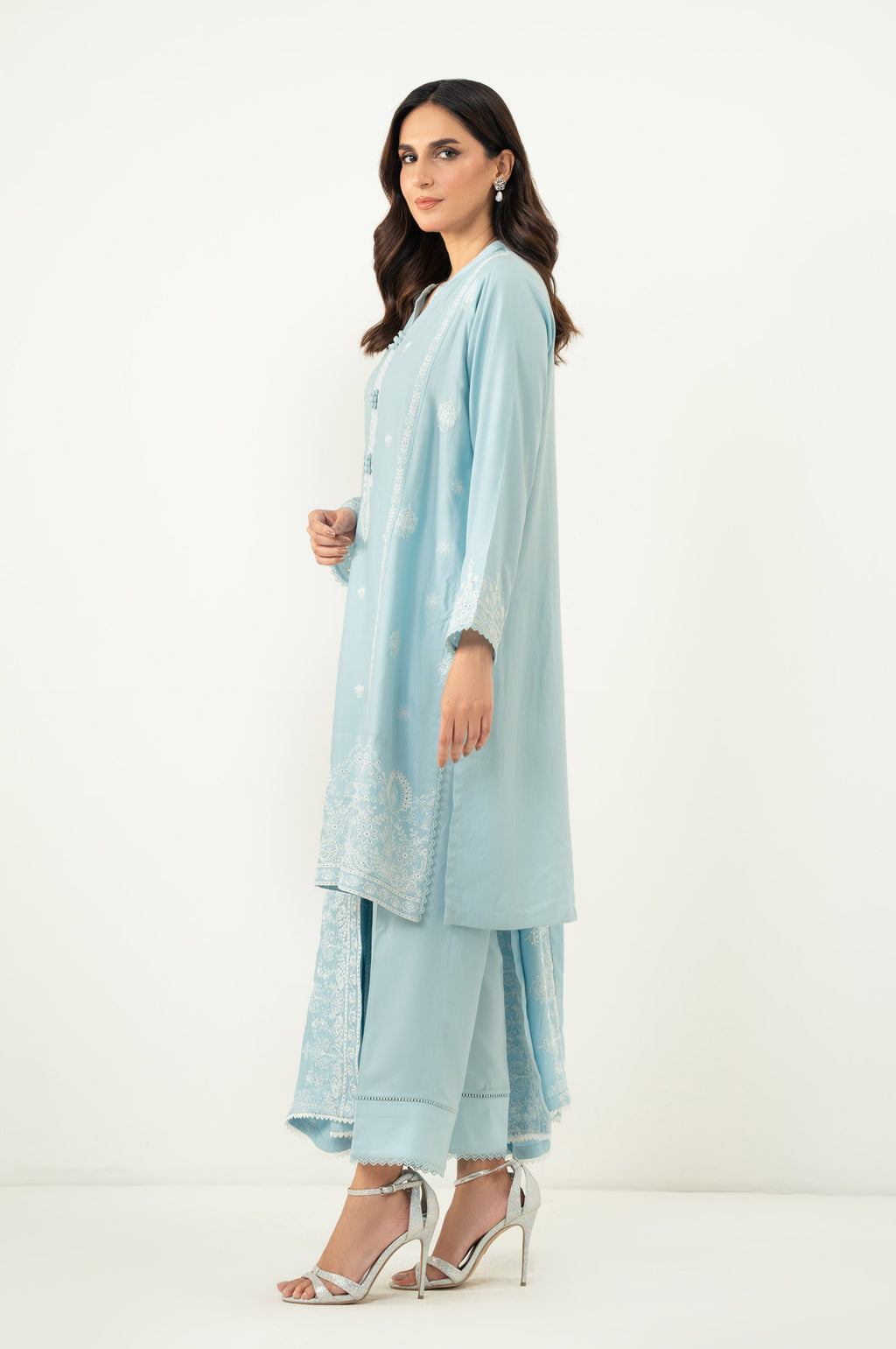 CHIKANKARI SUIT