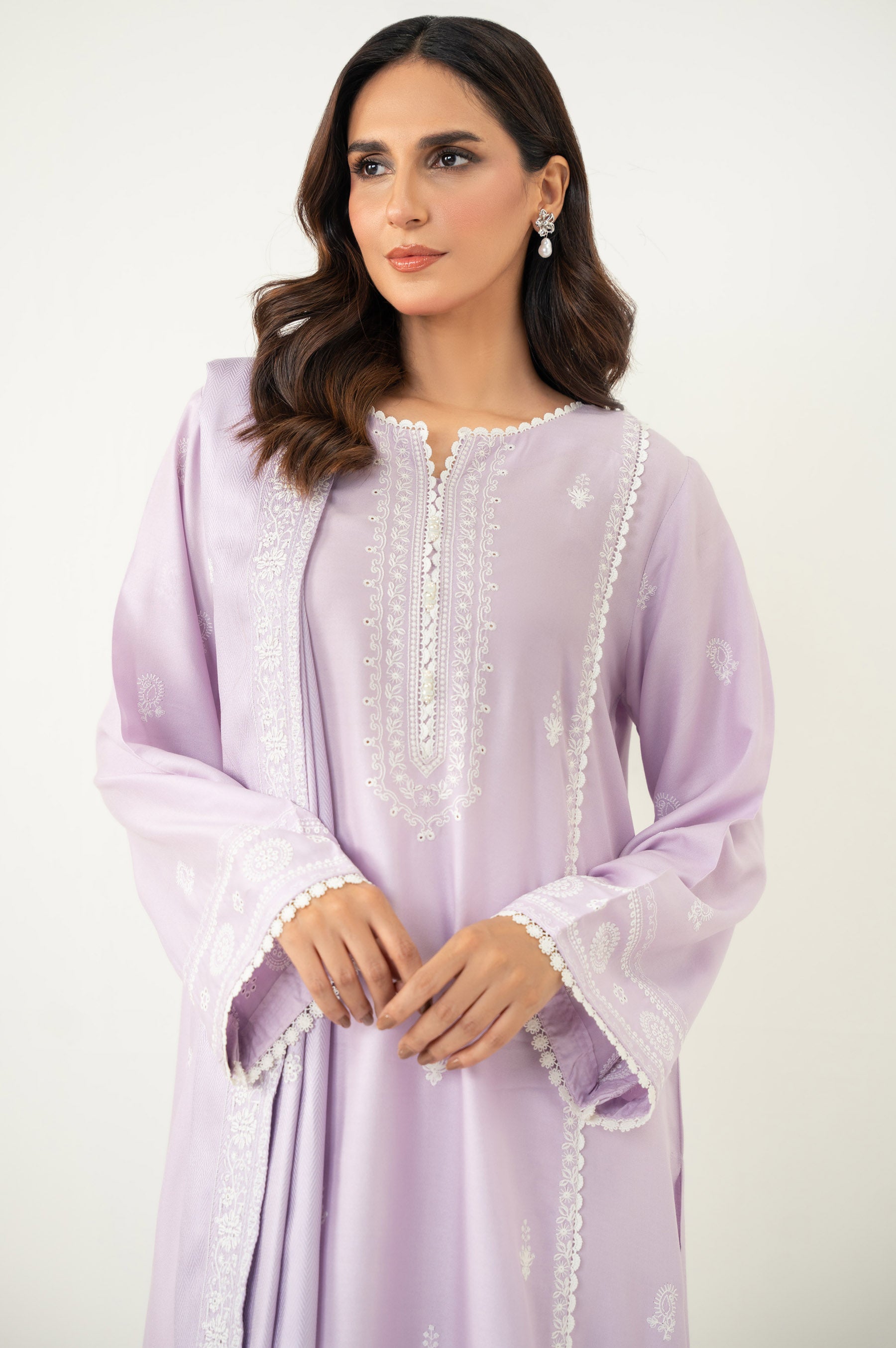 EMBROIDERED CHIKANKARI STITCHED DUPATTA (FACTORY E-OUTLET)