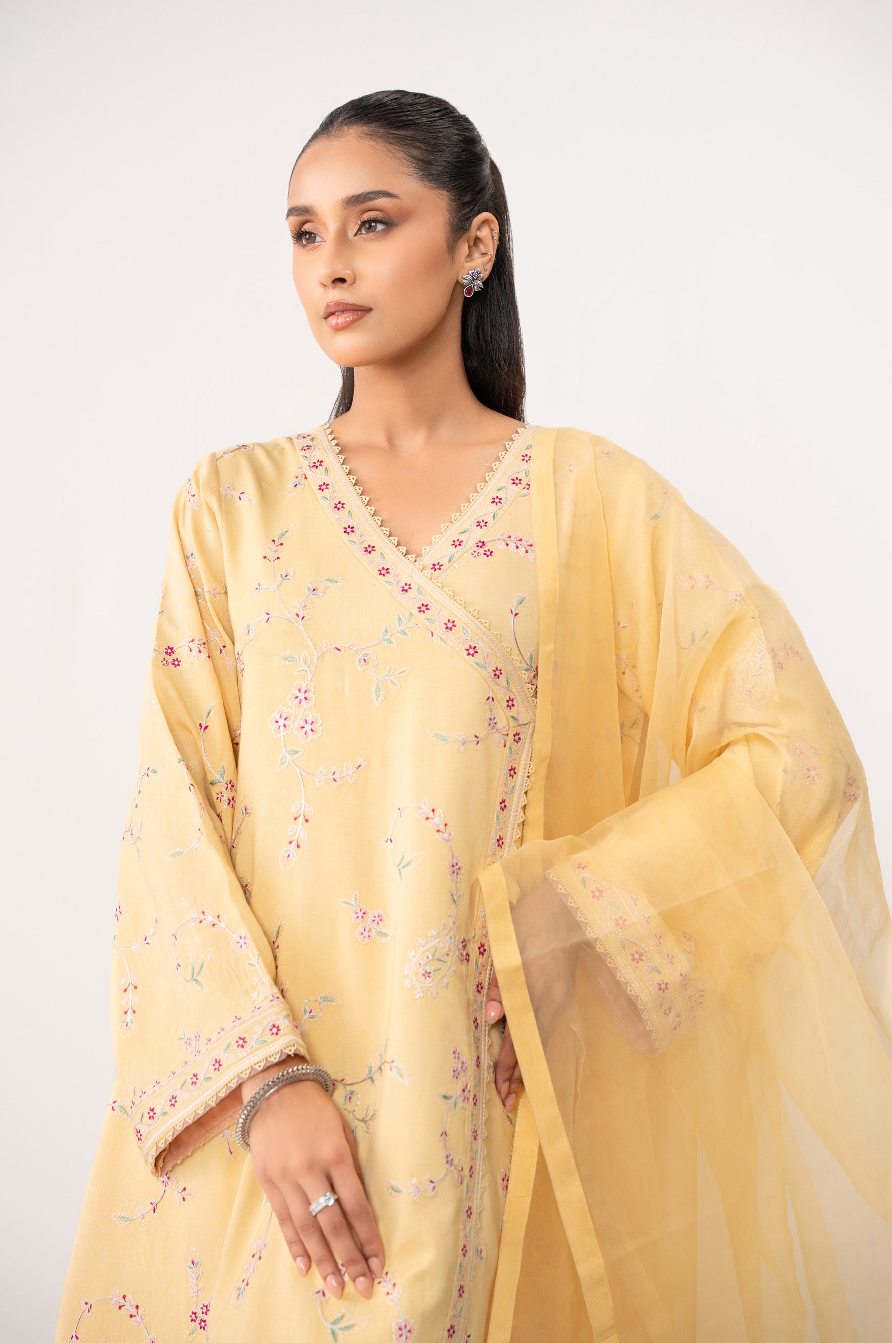 STITCHED EMBROIDERED OAK SILK SUIT