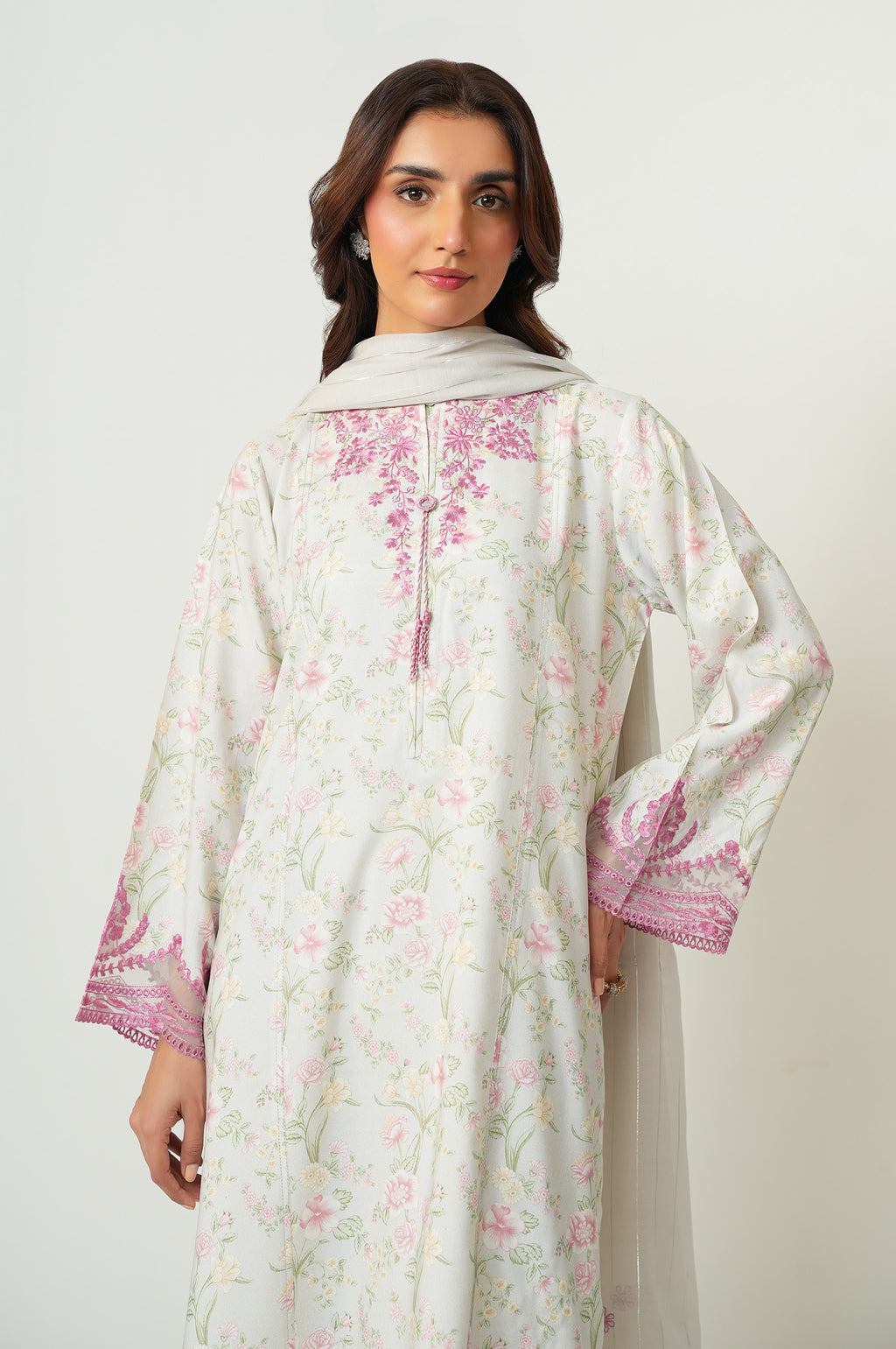 EMBROIDERED SUIT