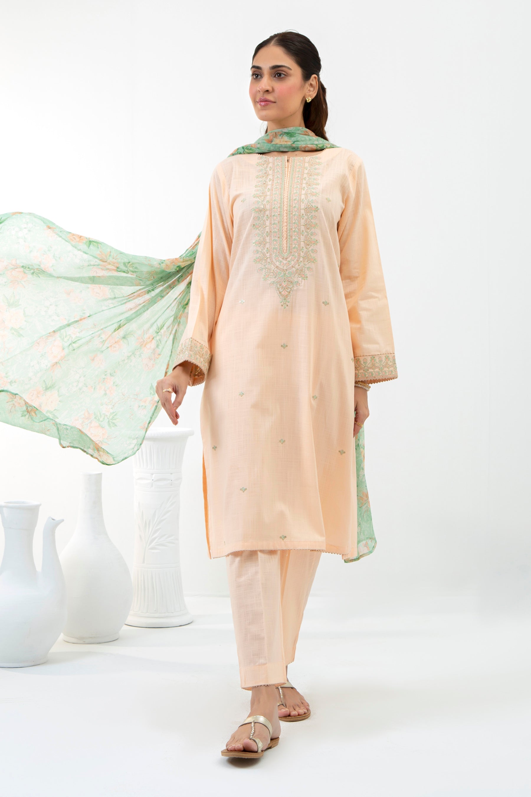 EMBROIDERED BOTH SIDE SLUB STITCHED 3 PIECE SUIT