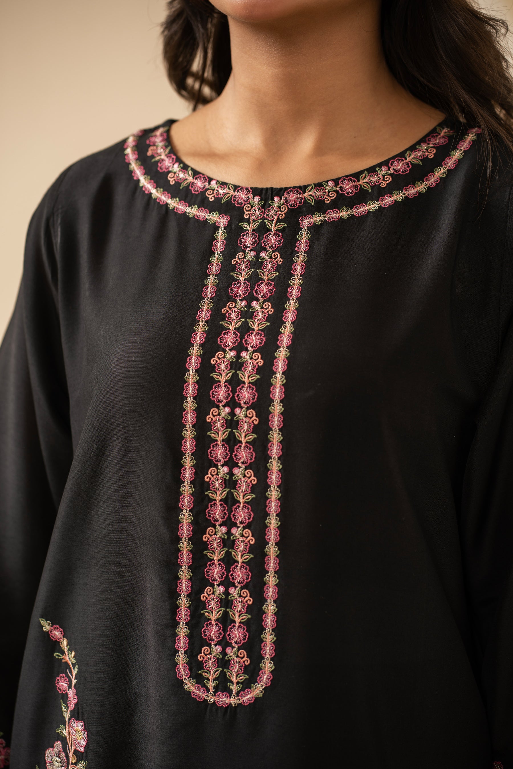 EMBROIDERED CAMBRIC STITCHED 3 PIECE SUIT