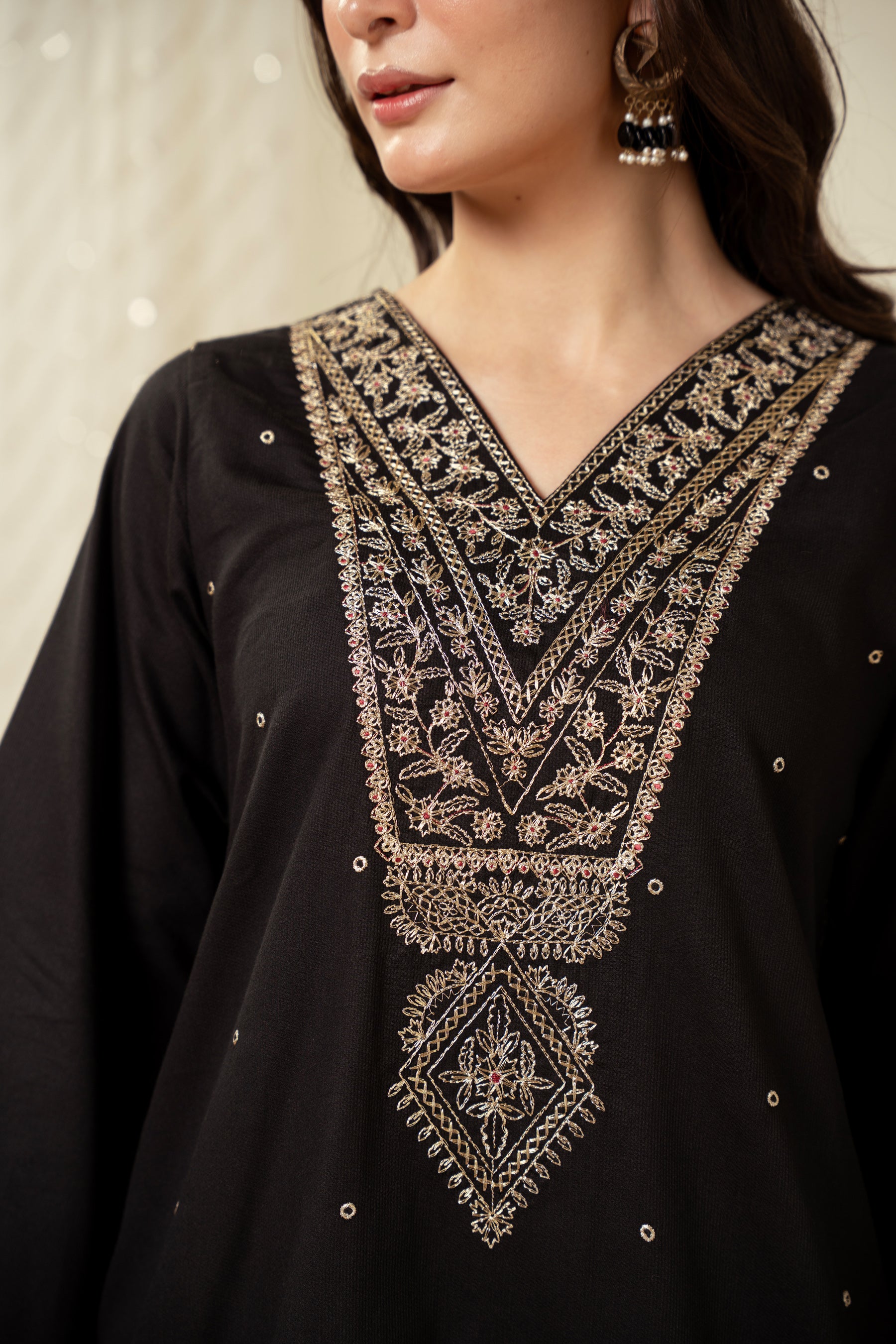 EMBROIDERED SUIT
